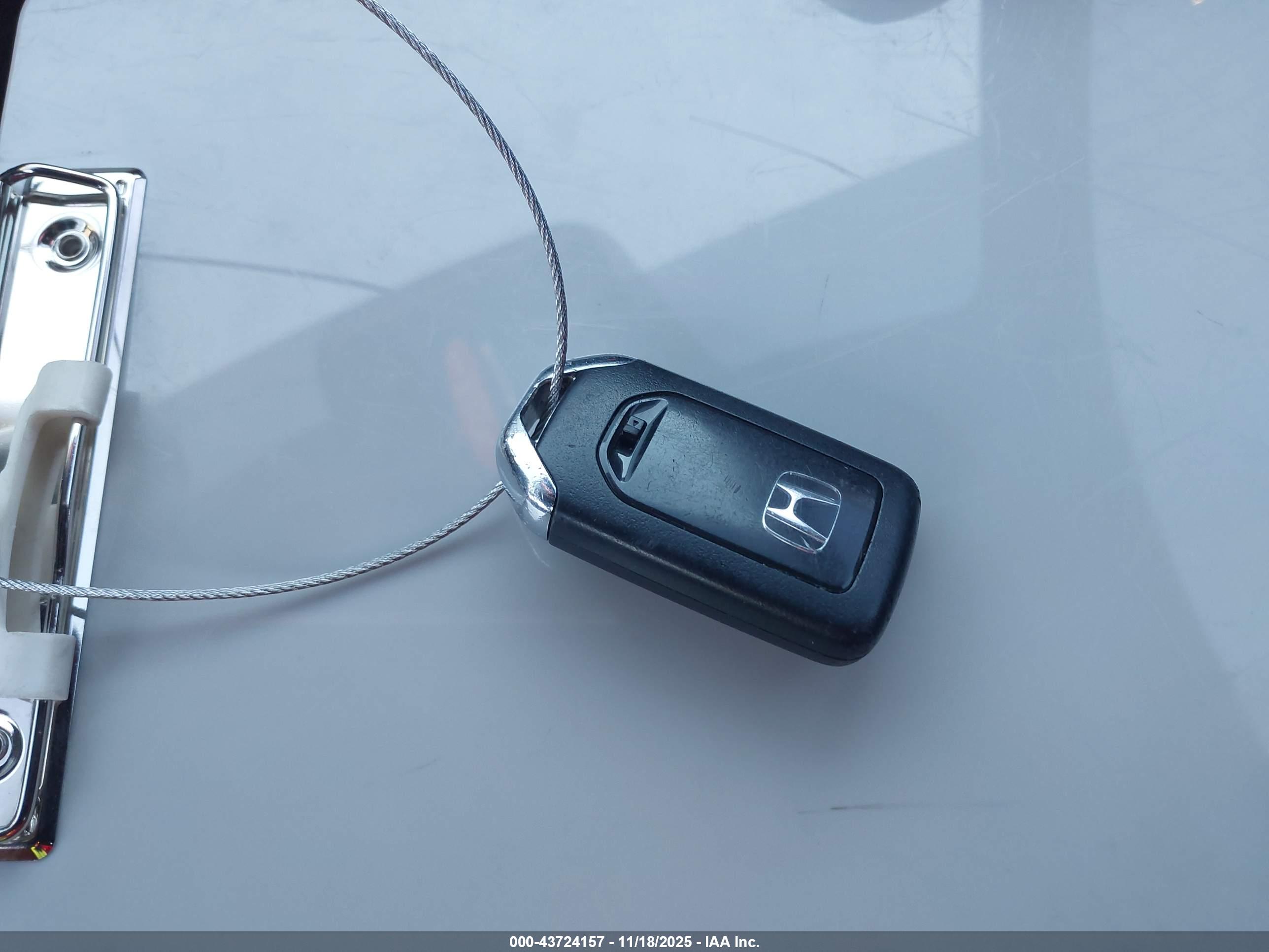 HONDA CIVIC image 11