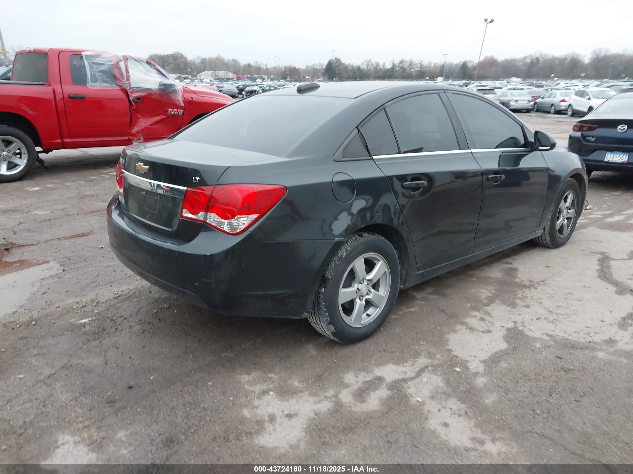 CHEVROLET CRUZE image 4