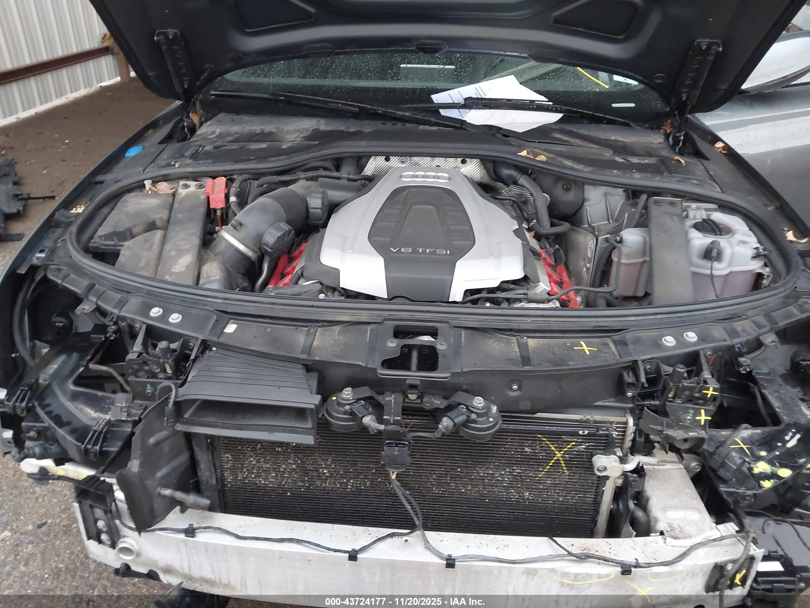 AUDI A8 image 10