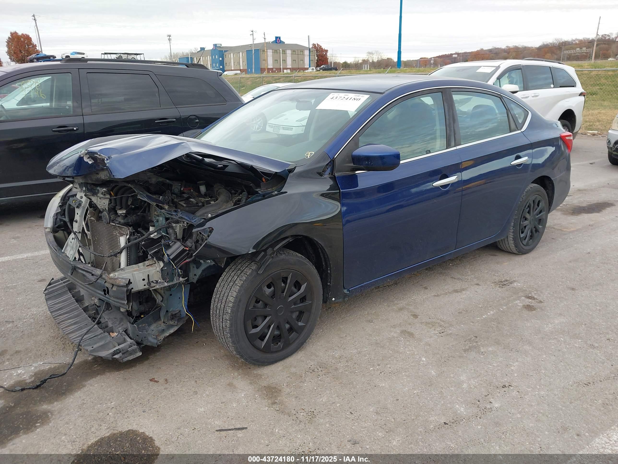 NISSAN SENTRA image 2