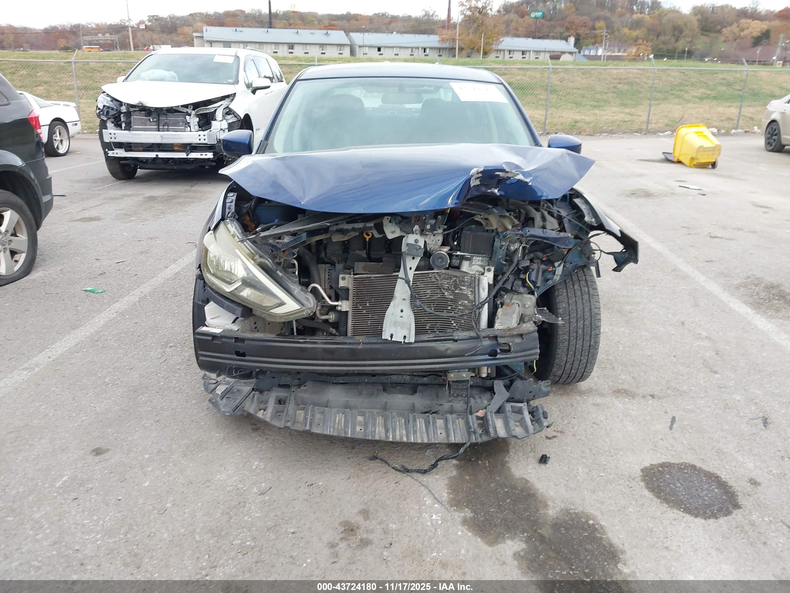 NISSAN SENTRA image 6