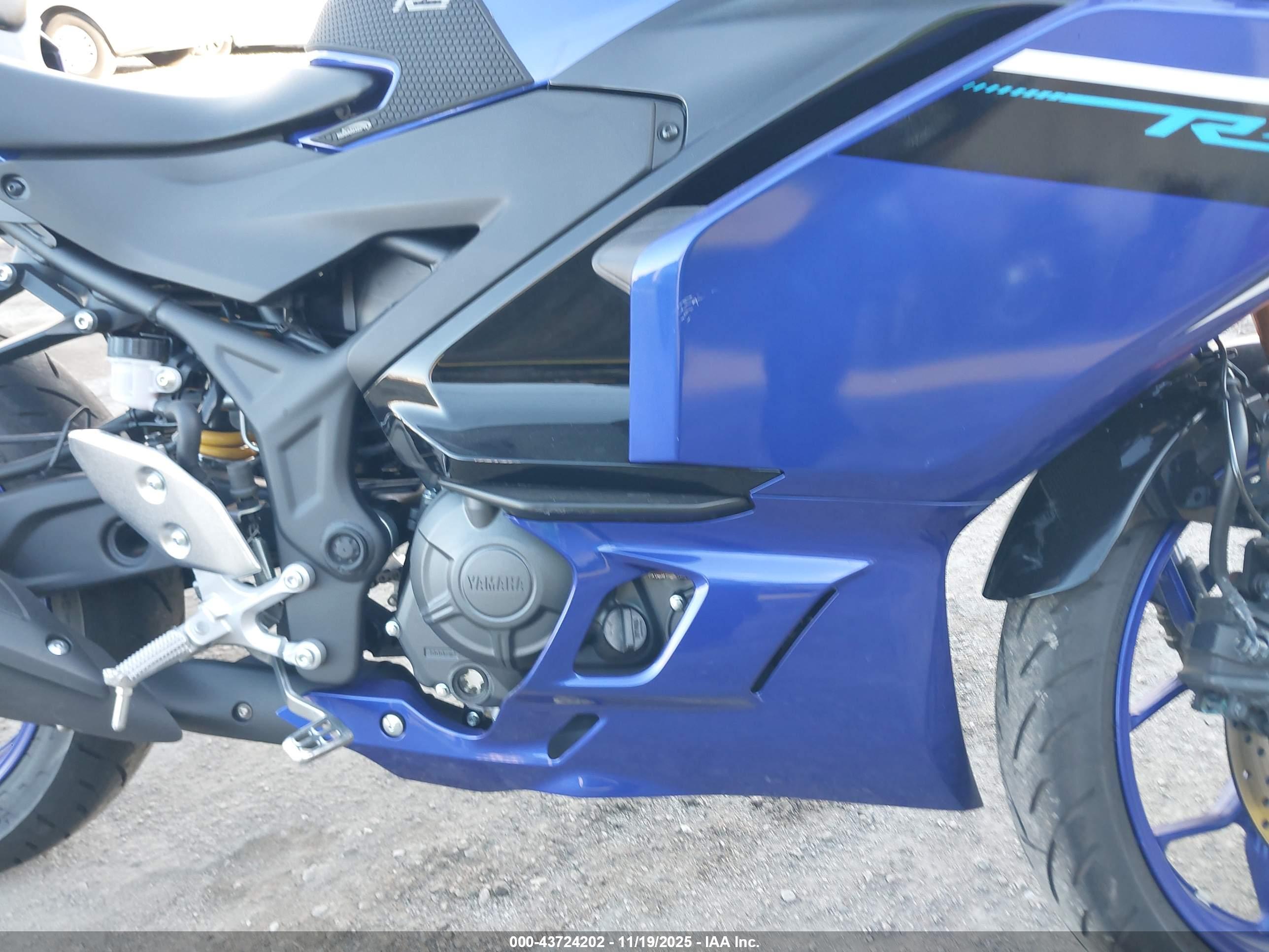 YAMAHA YFZ320 image 8