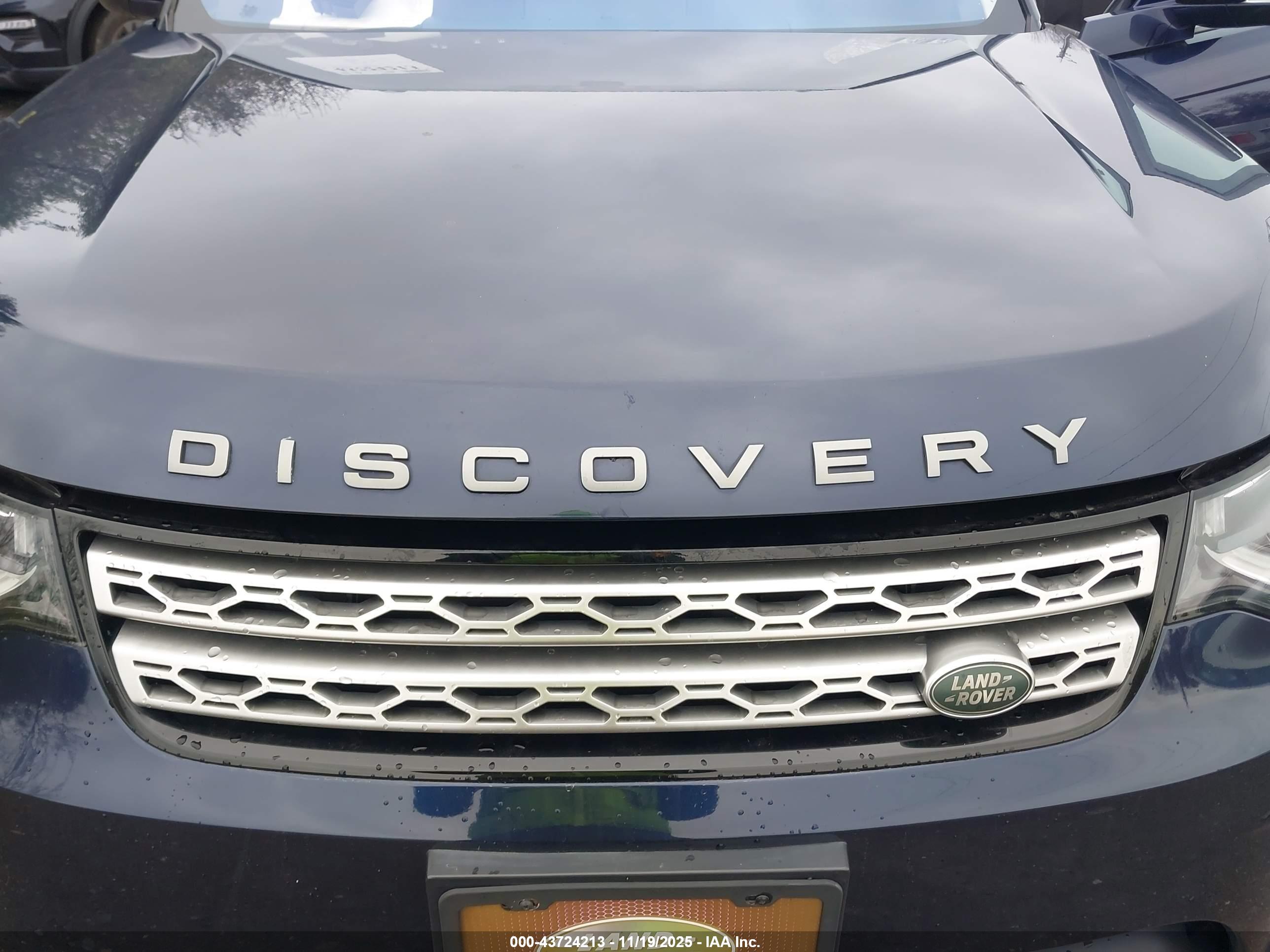 LAND ROVER image 10