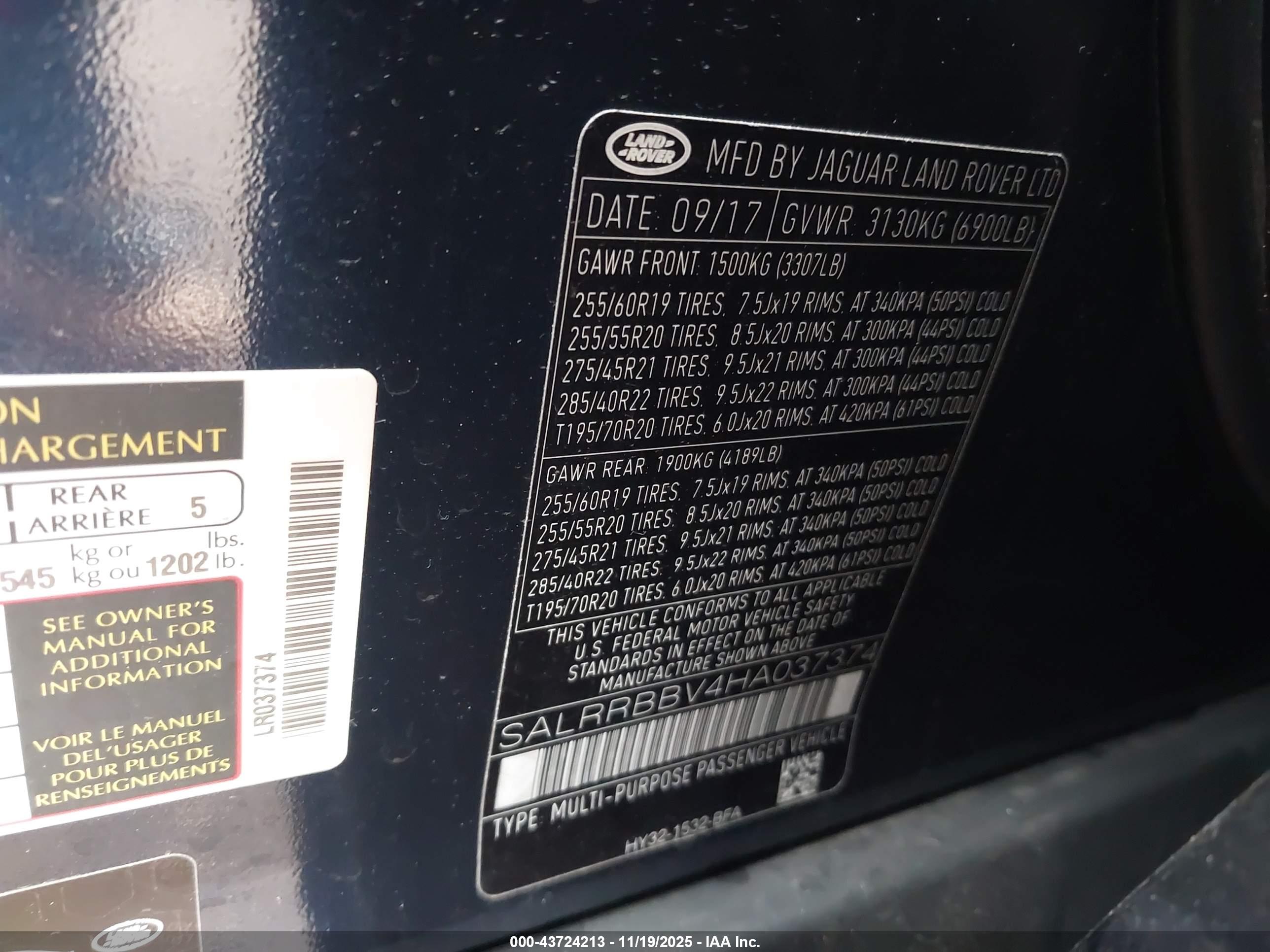 LAND ROVER image 9
