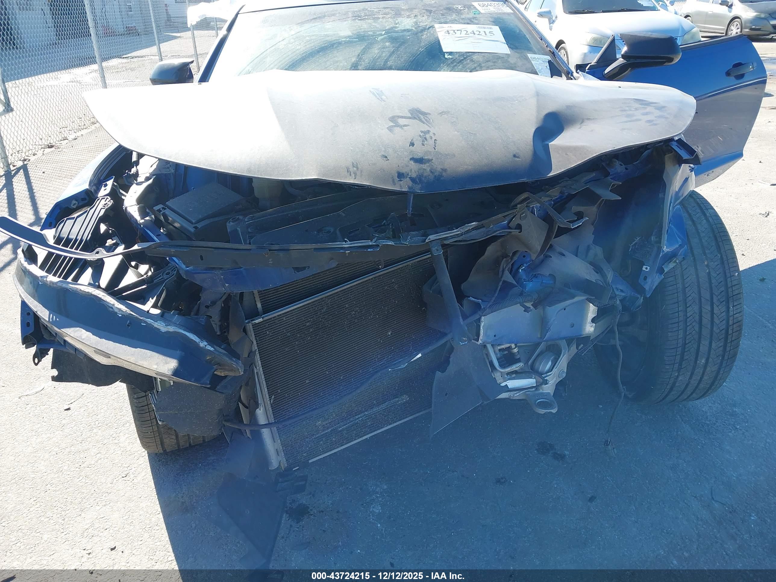 CHEVROLET CAMARO image 6