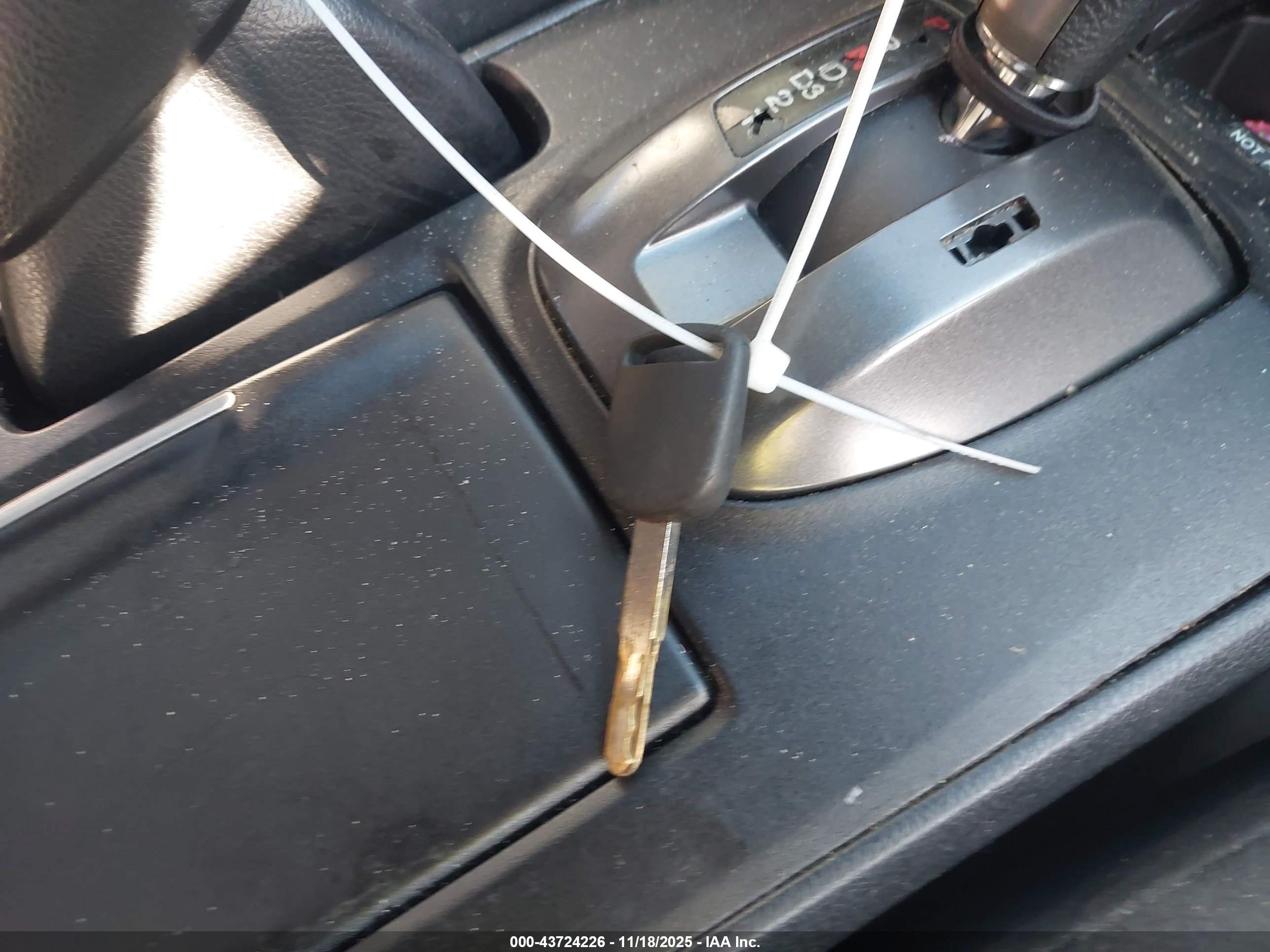 HONDA ACCORD image 11