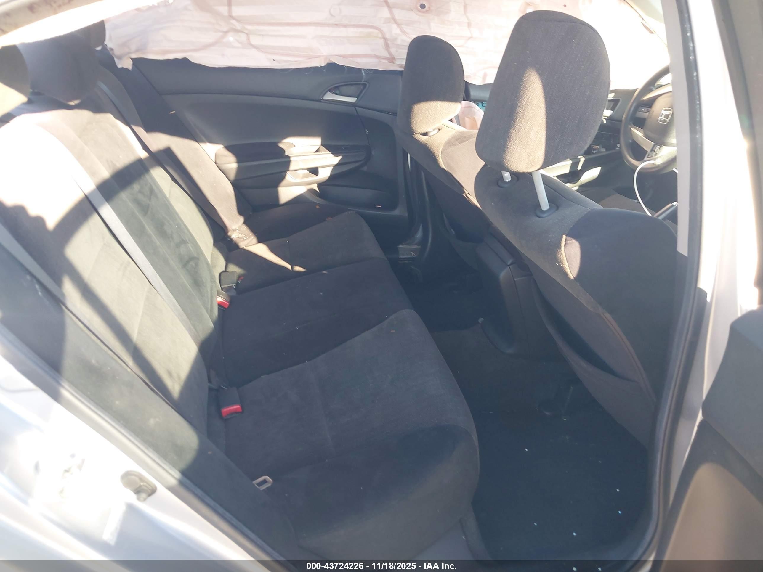 HONDA ACCORD image 8