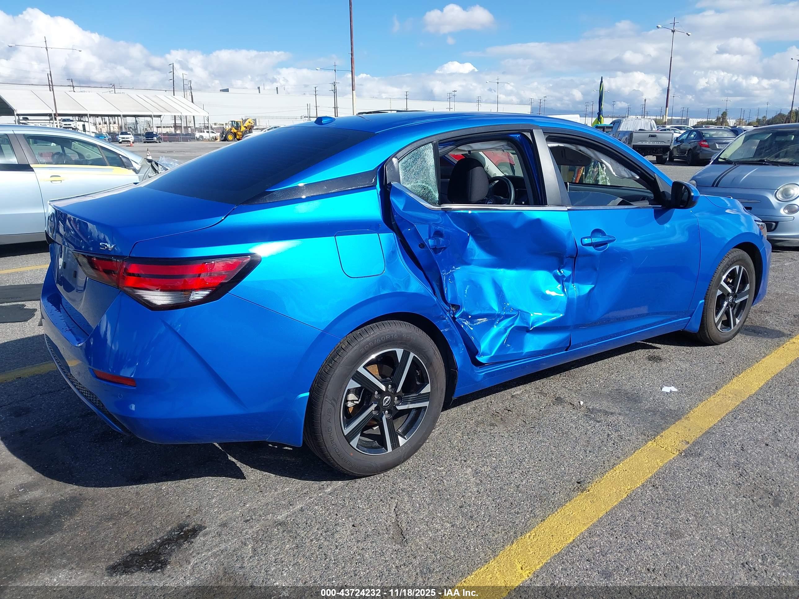 NISSAN SENTRA image 4