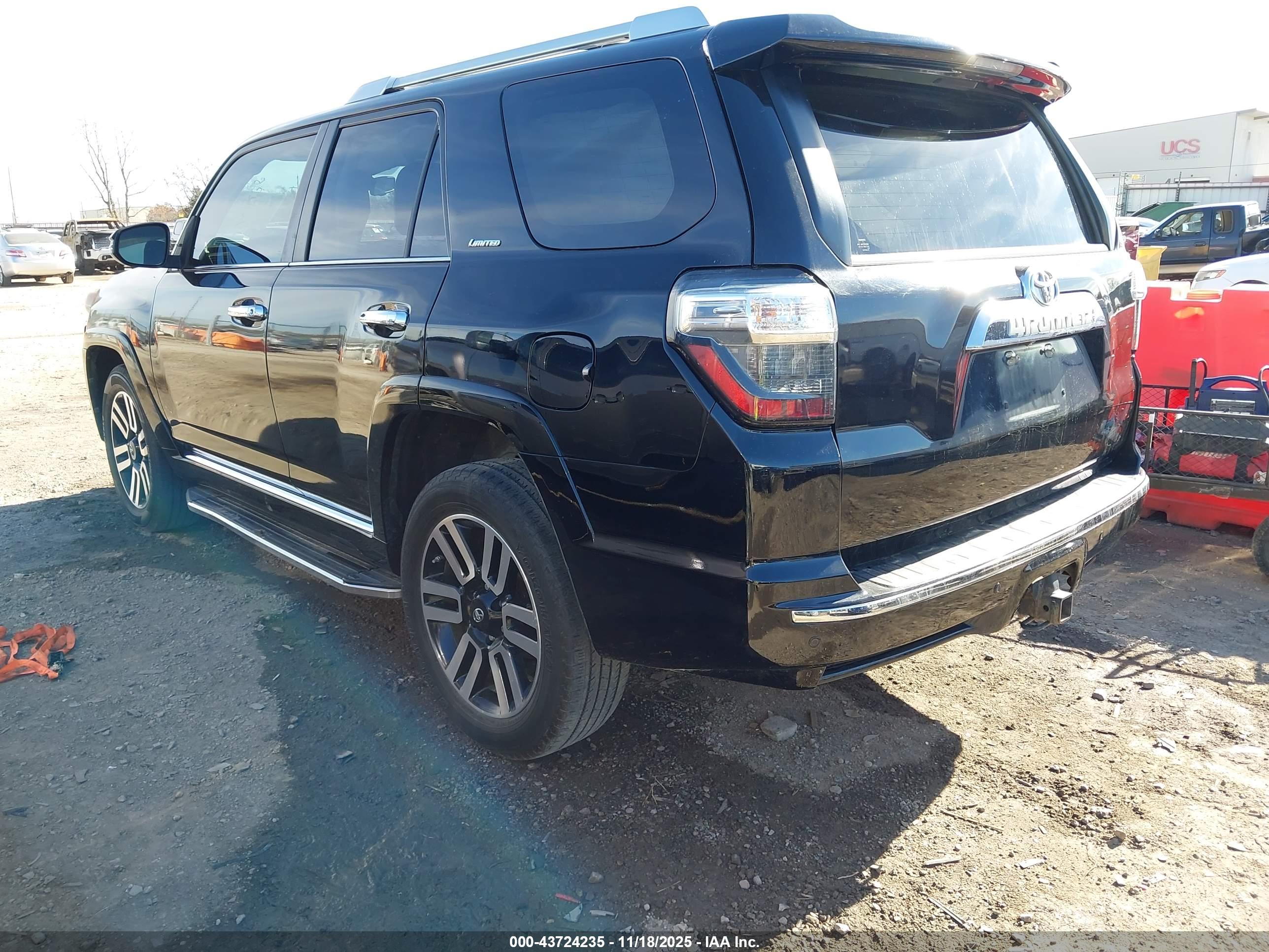 TOYOTA 4RUNNER image 3