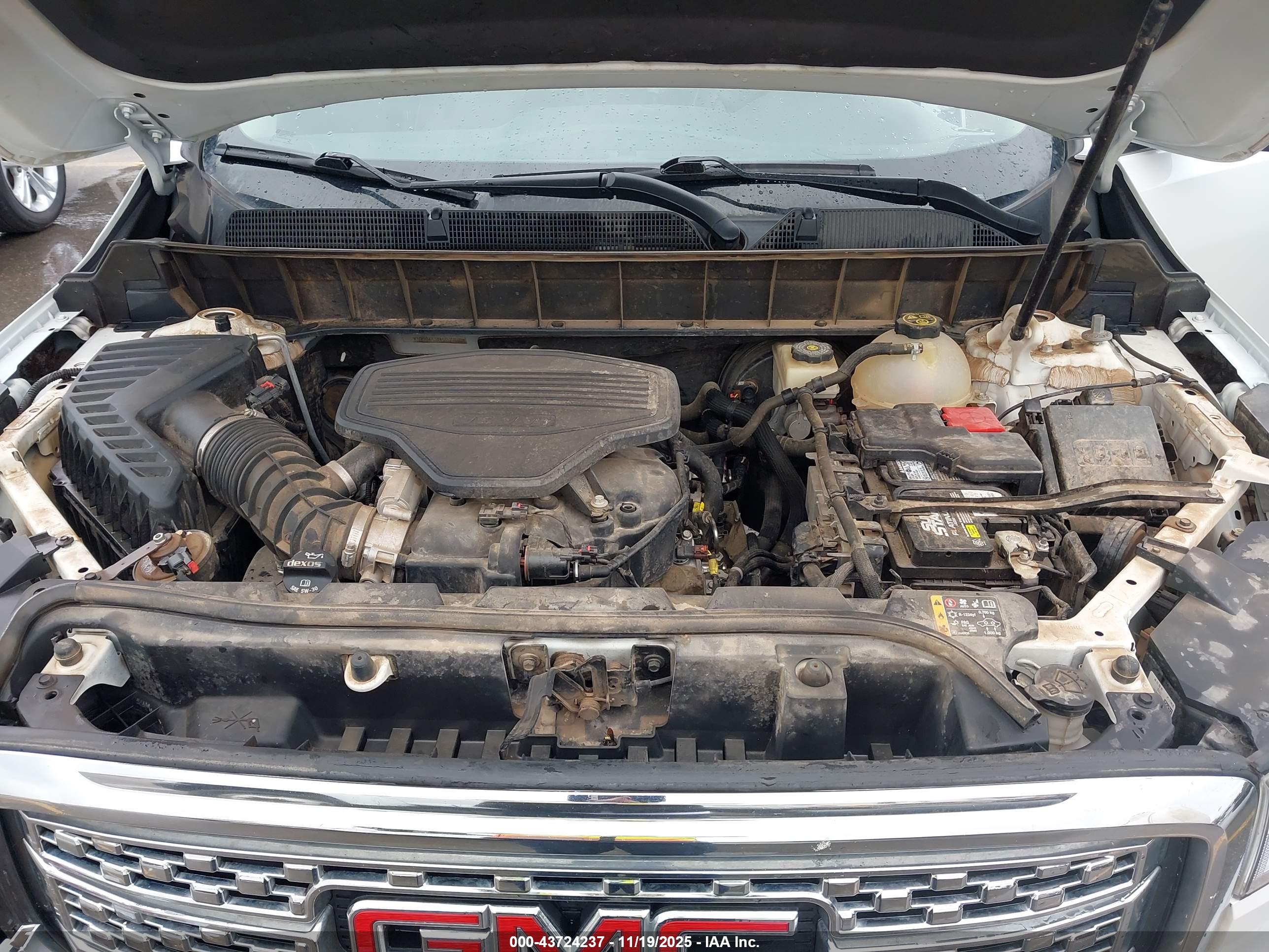 GMC ACADIA image 10
