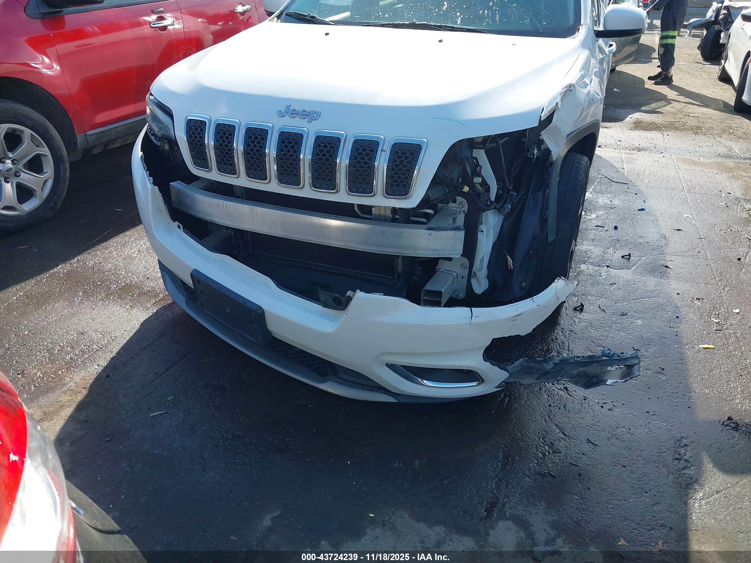 JEEP CHEROKEE image 6