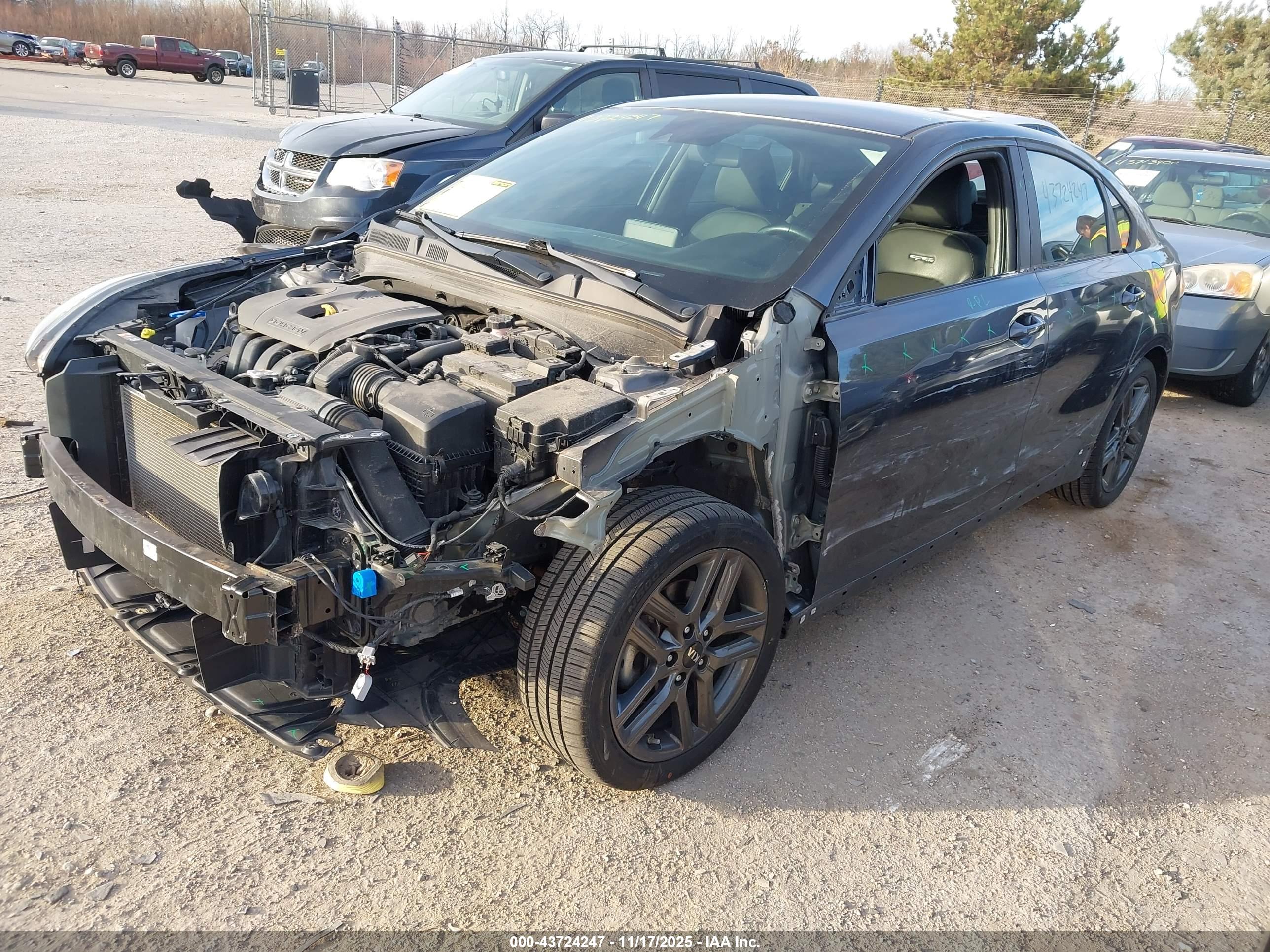 KIA FORTE image 2