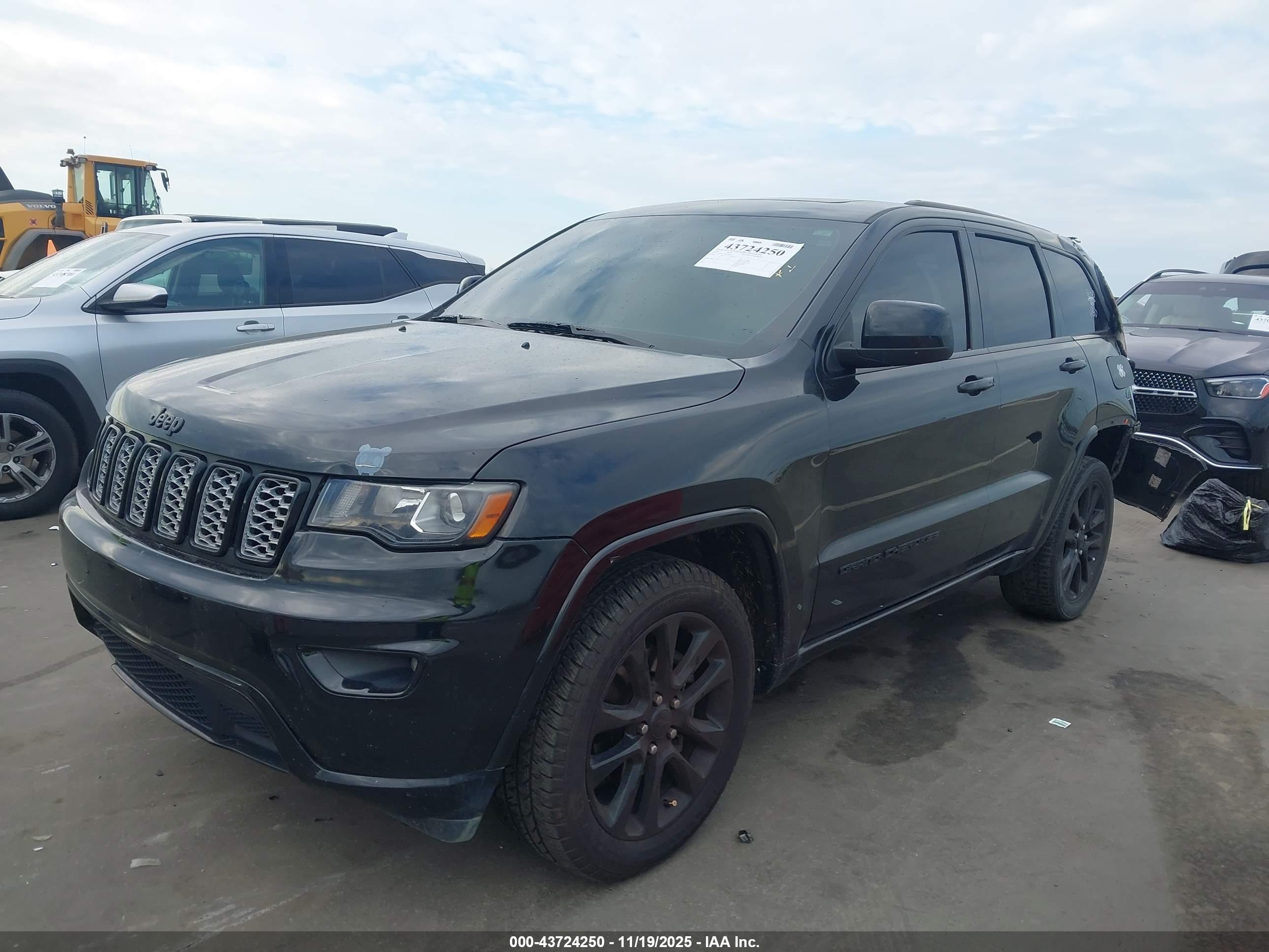 JEEP GRAND image 2