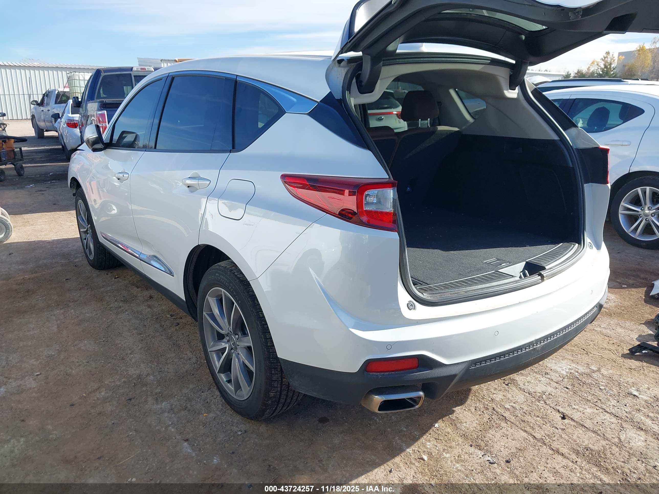 ACURA RDX image 3