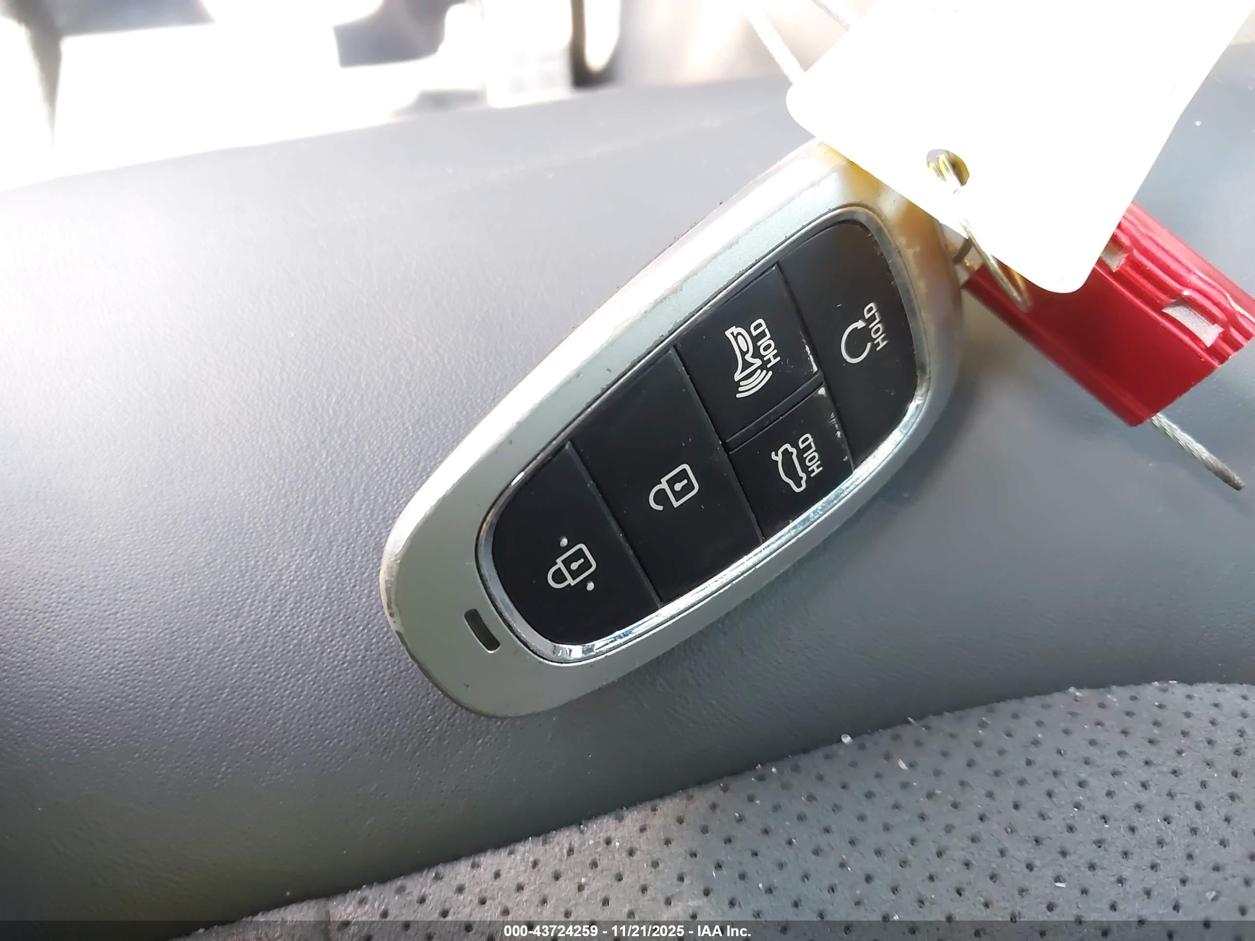 HYUNDAI SONATA image 11
