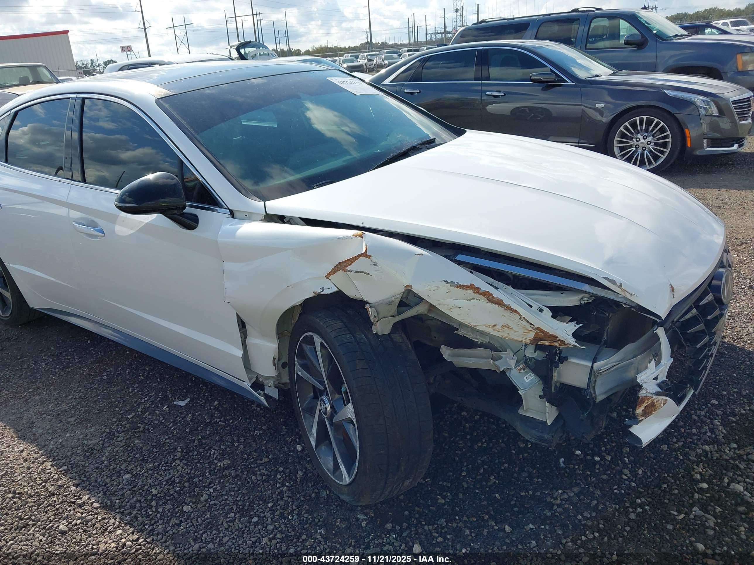 HYUNDAI SONATA image 6