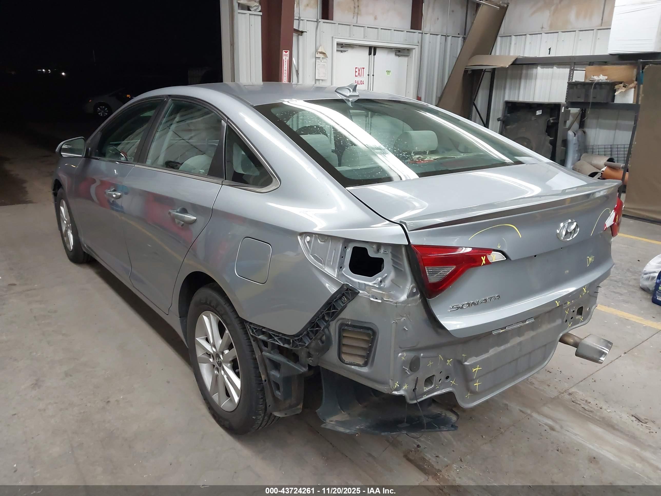 HYUNDAI SONATA image 3
