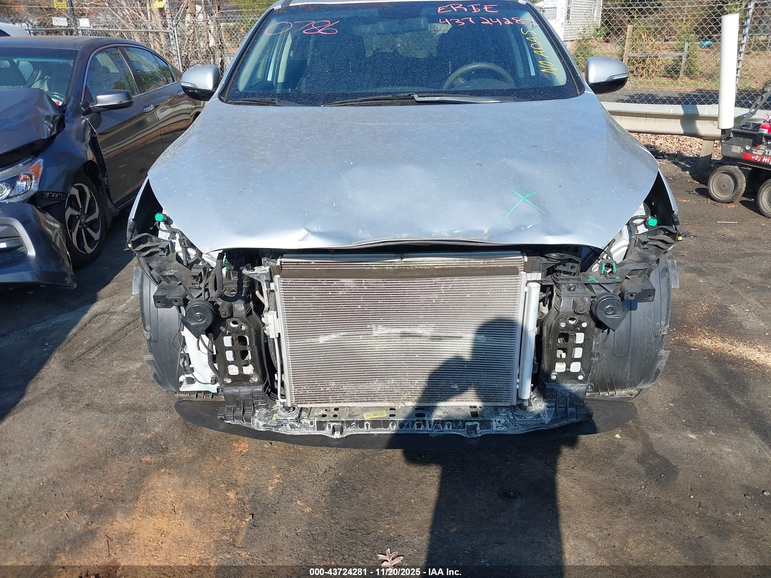 KIA SORENTO image 6