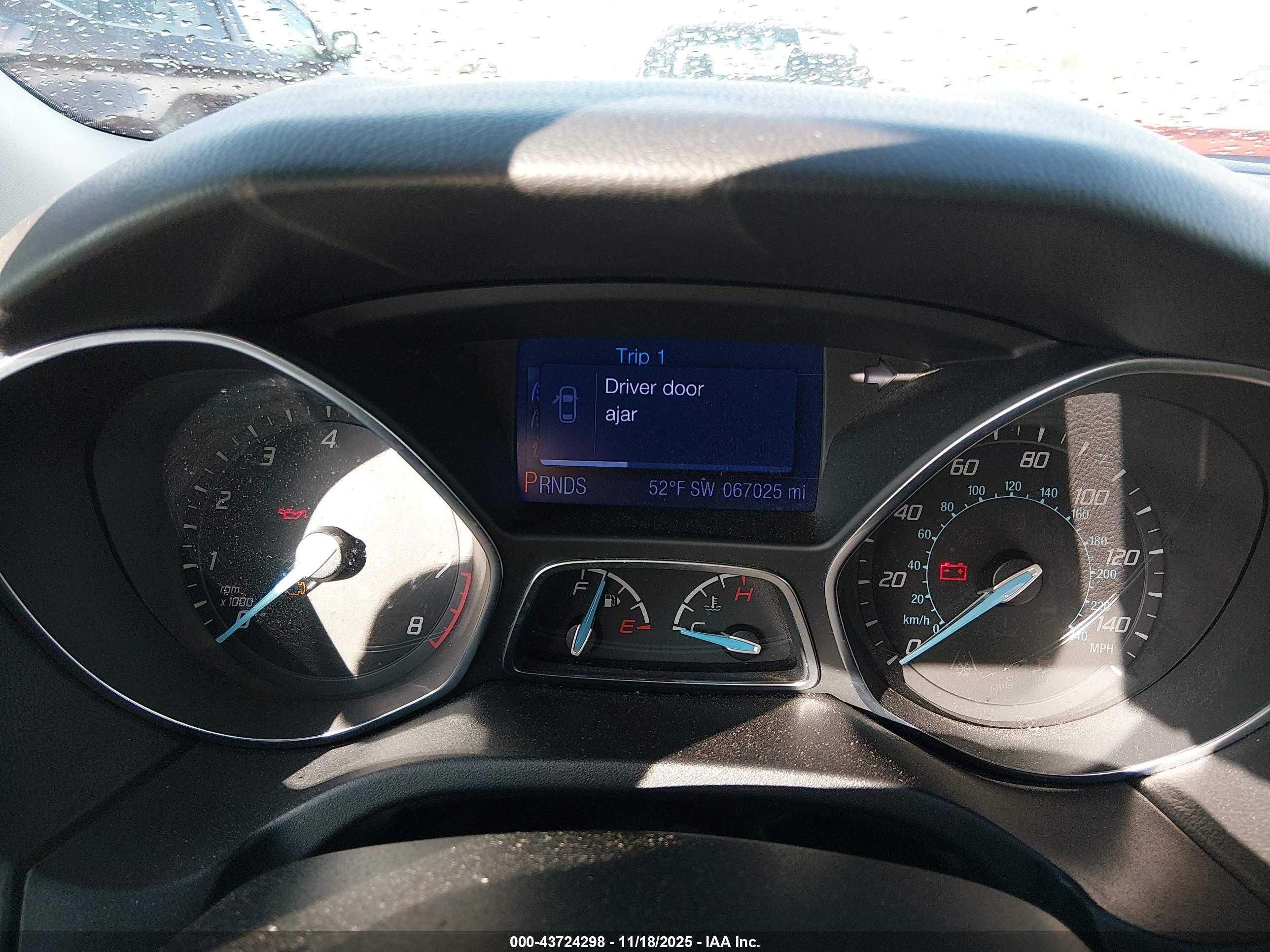 FORD FOCUS image 7