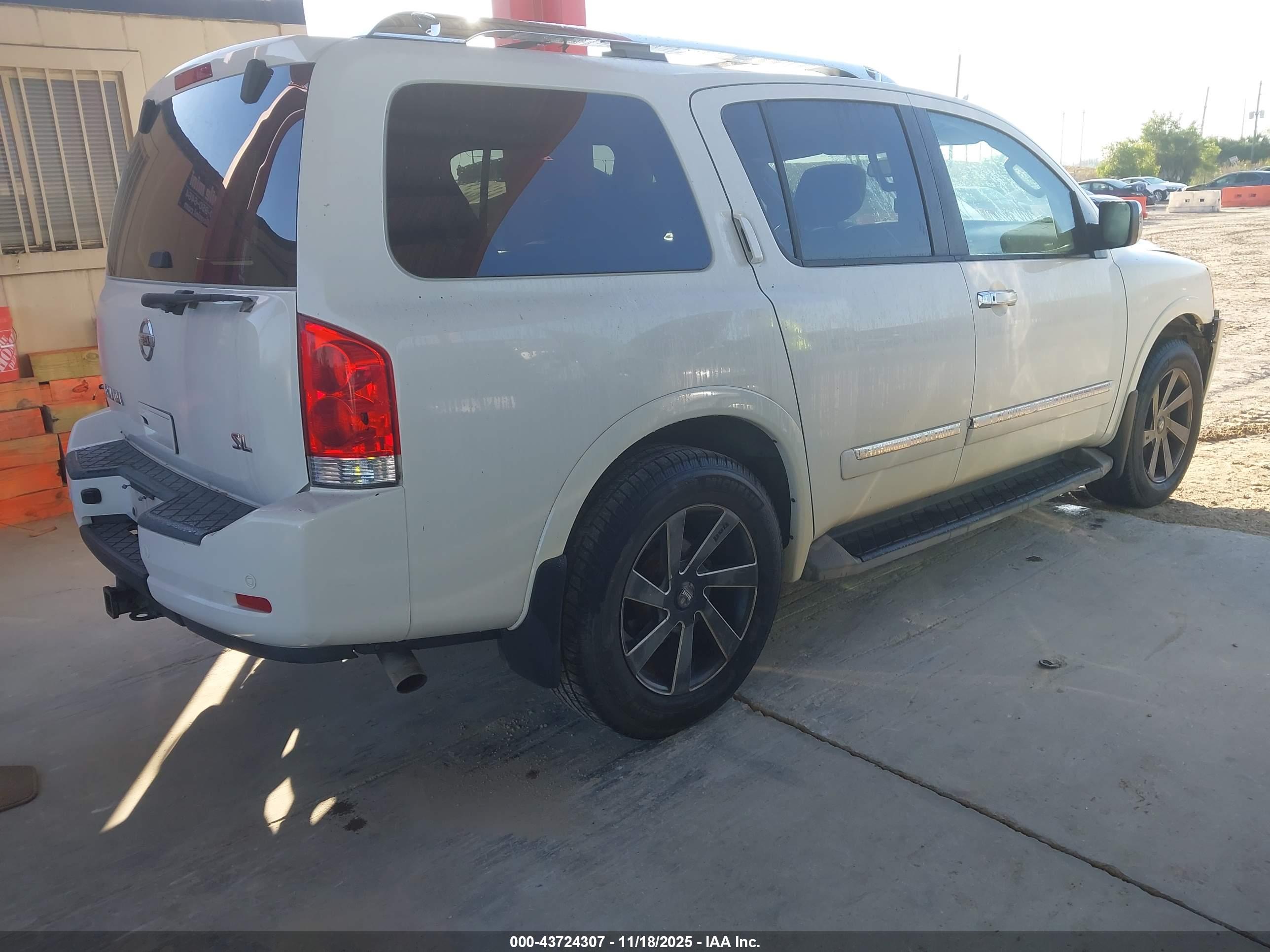 NISSAN ARMADA image 4