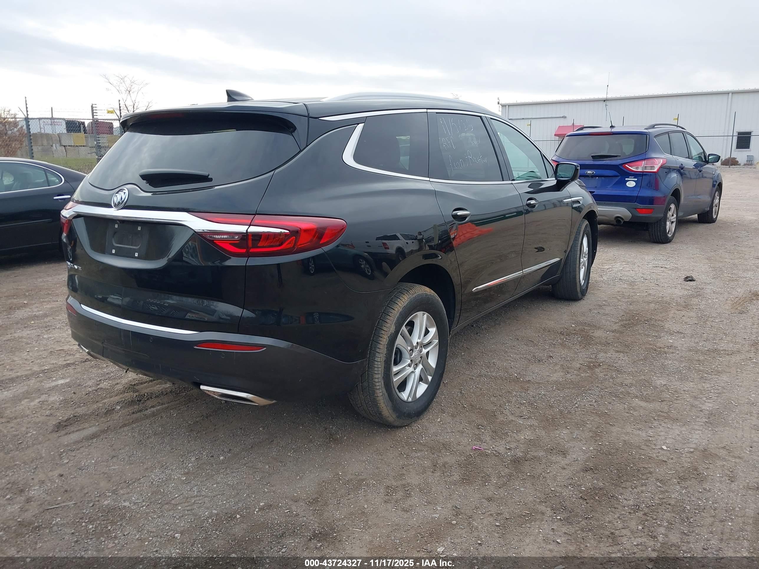 BUICK ENCLAVE image 4