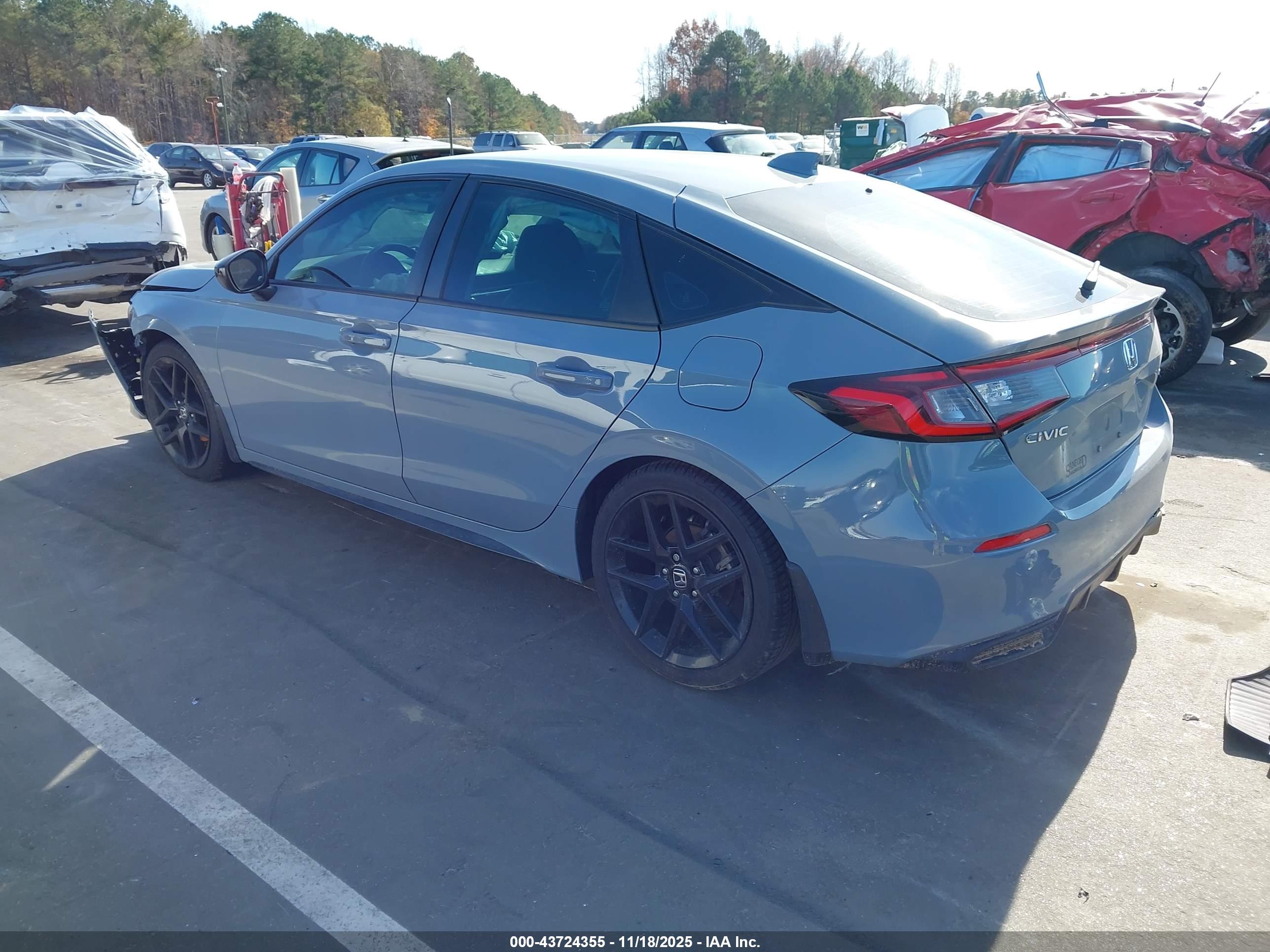 HONDA CIVIC image 3