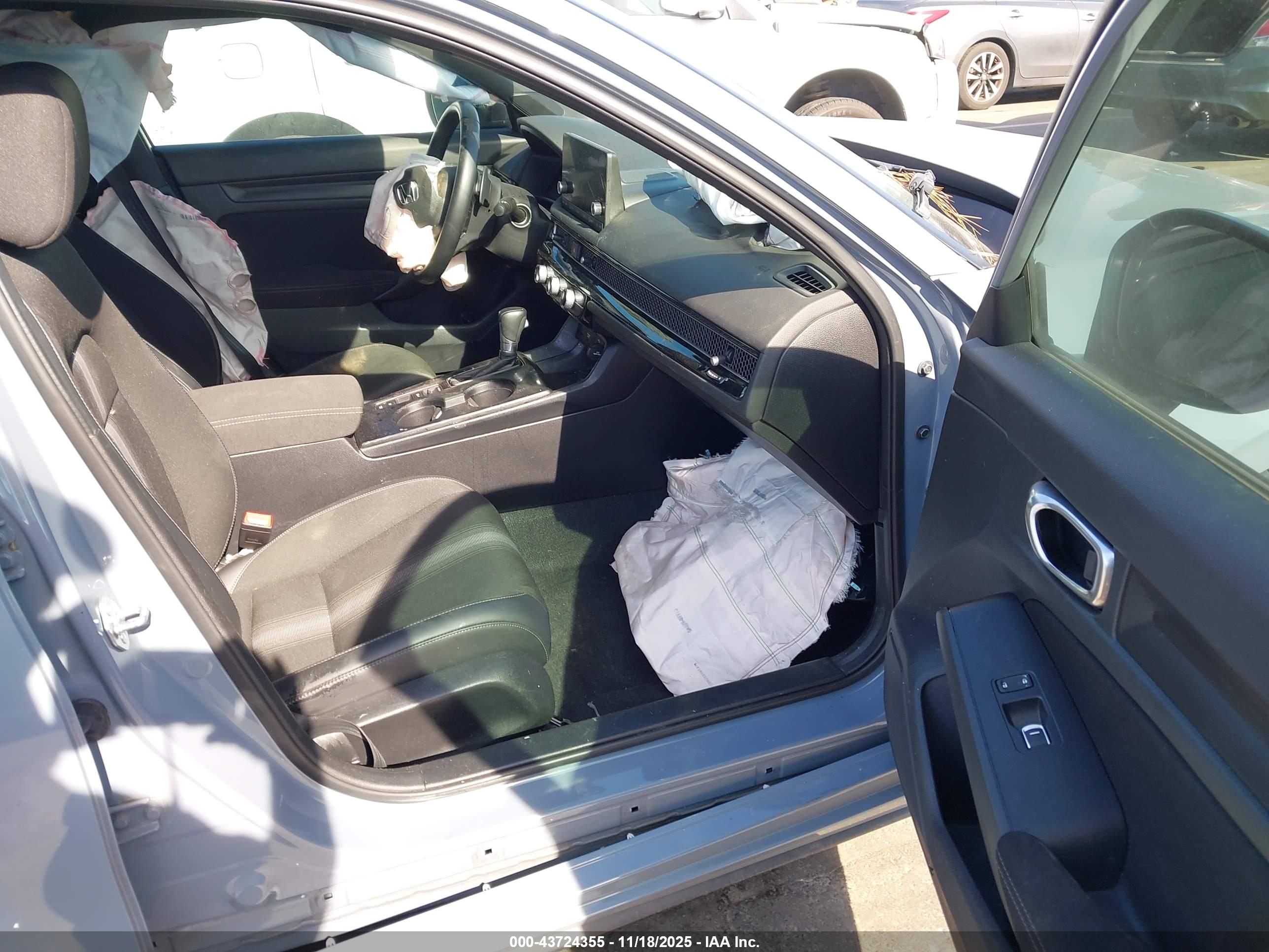 HONDA CIVIC image 5