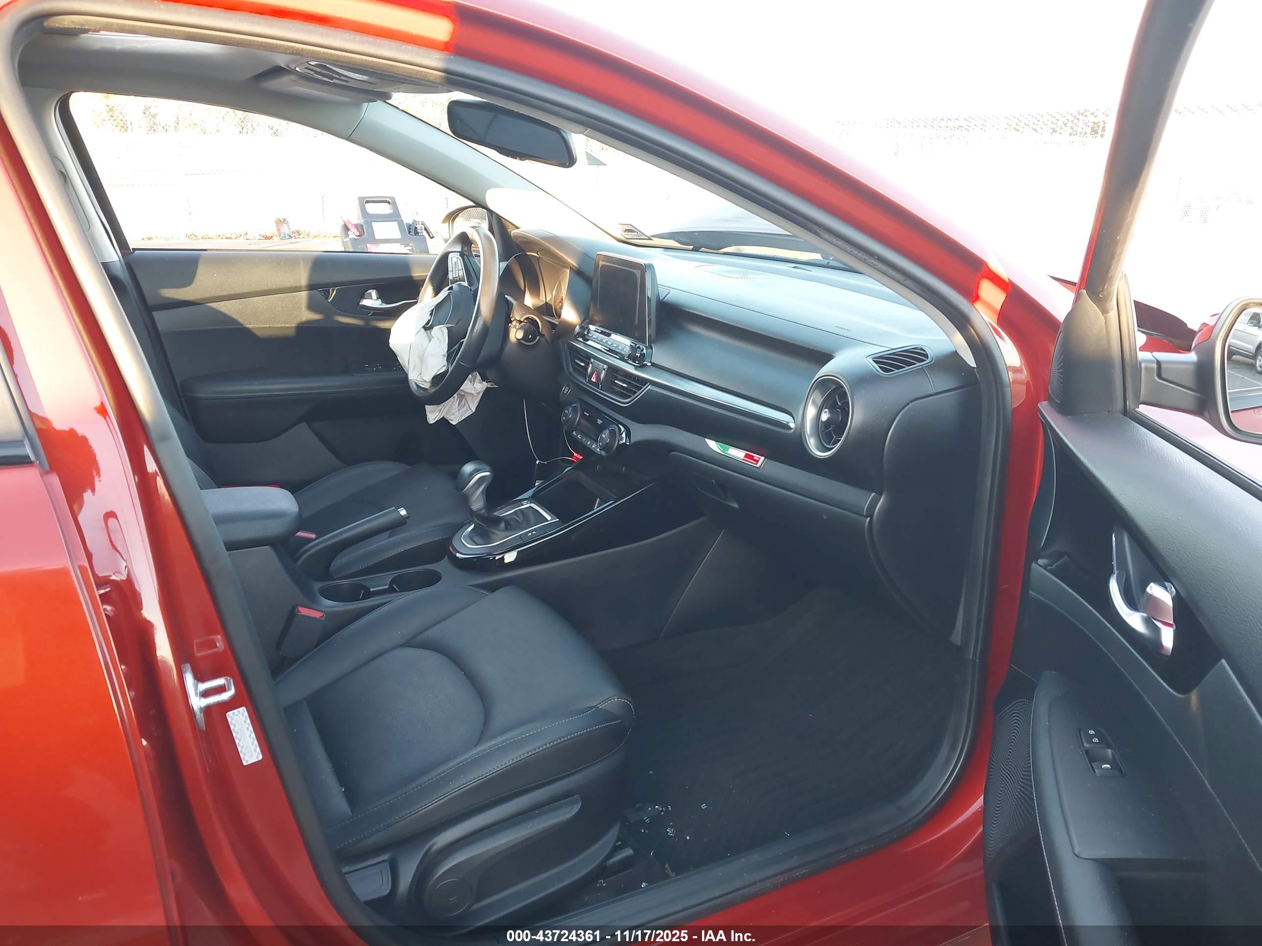 KIA FORTE image 5