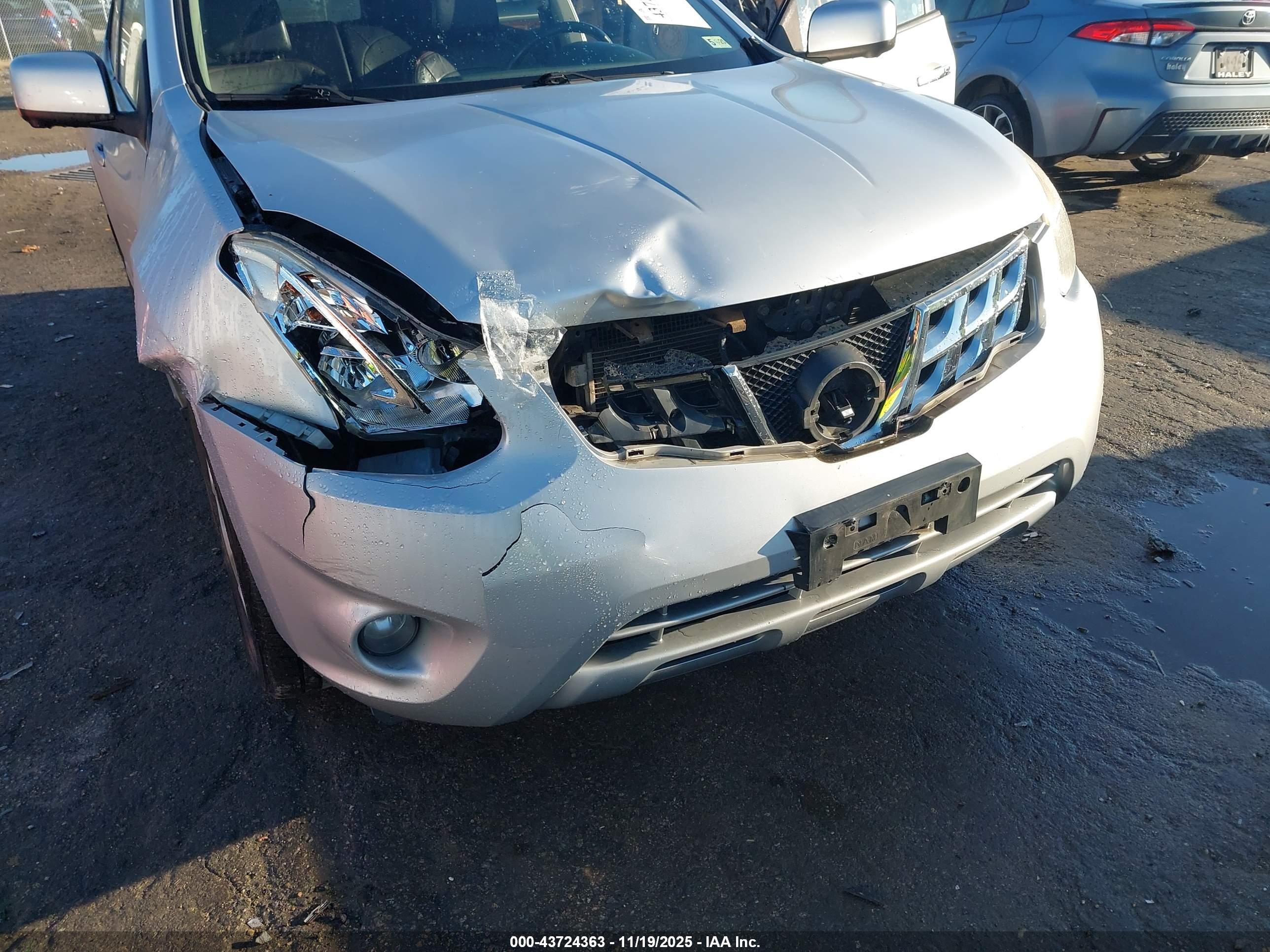 NISSAN ROGUE image 6