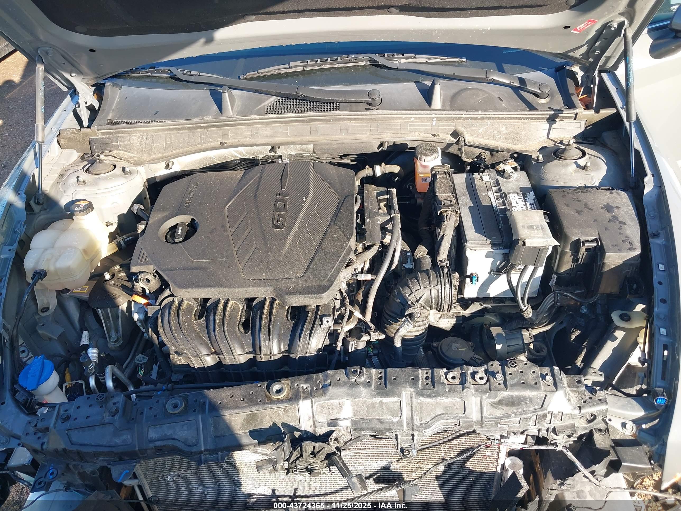 HYUNDAI SONATA image 10