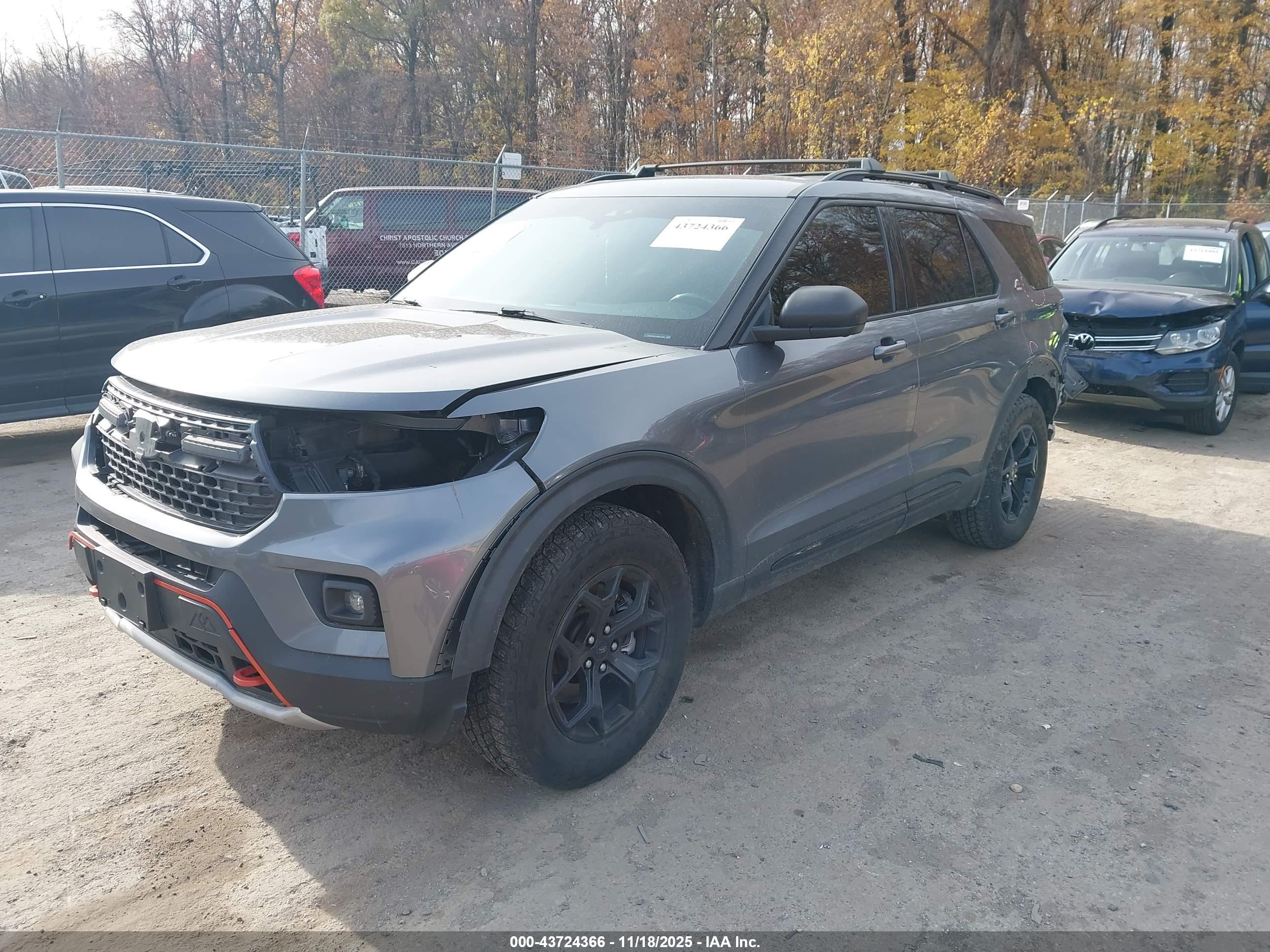 FORD EXPLORER image 2