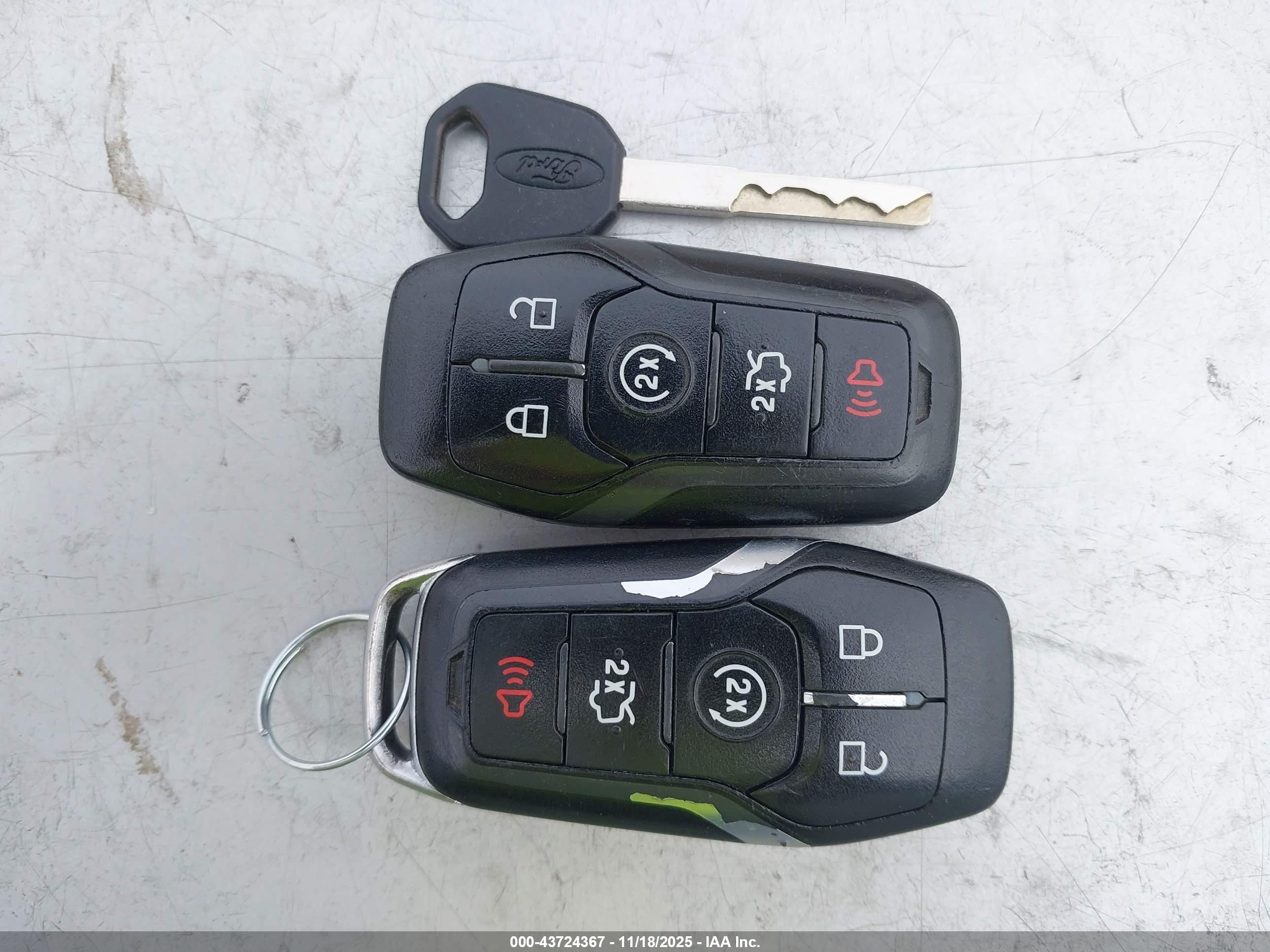 FORD EXPLORER image 11
