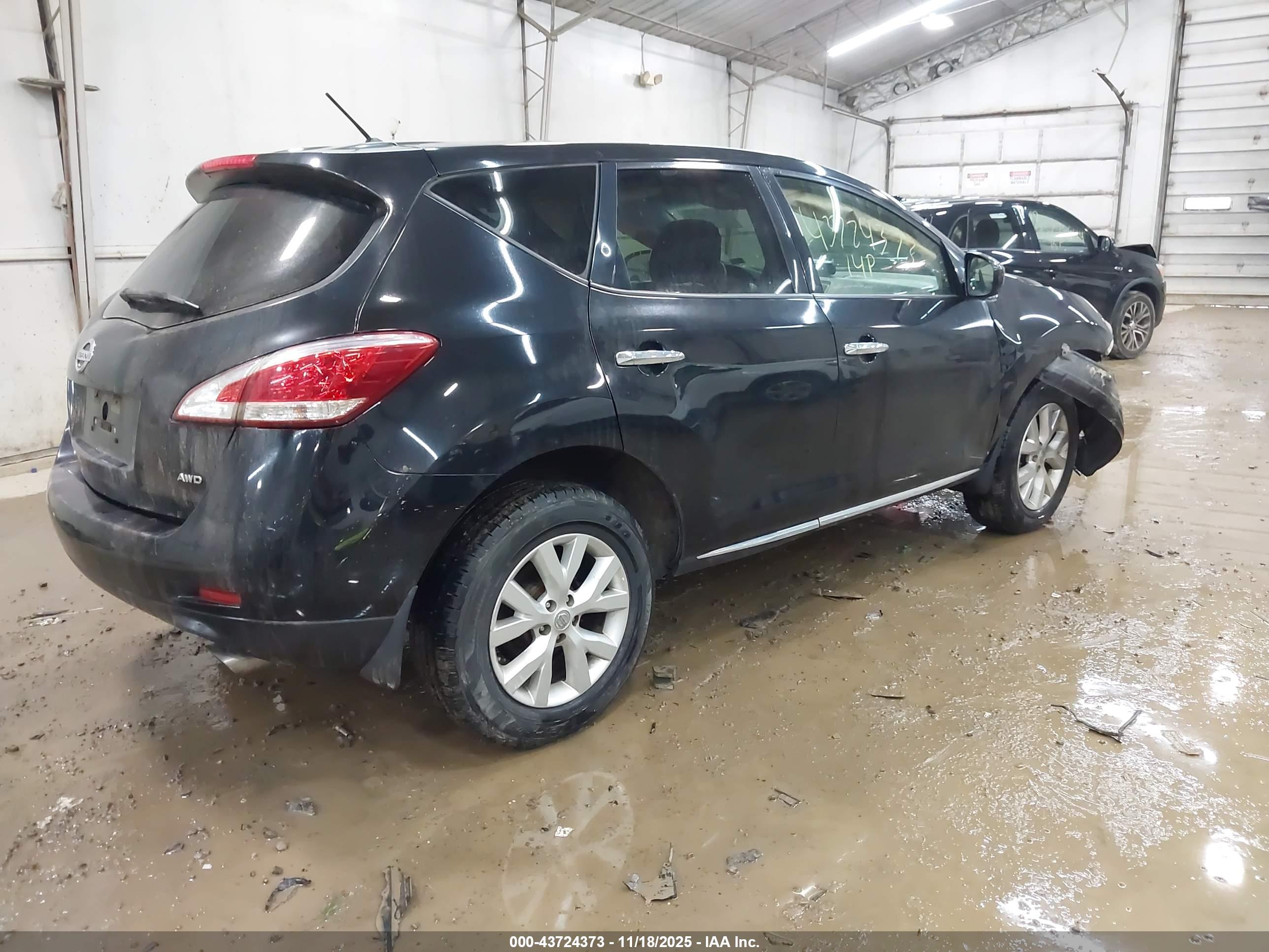 NISSAN MURANO image 4