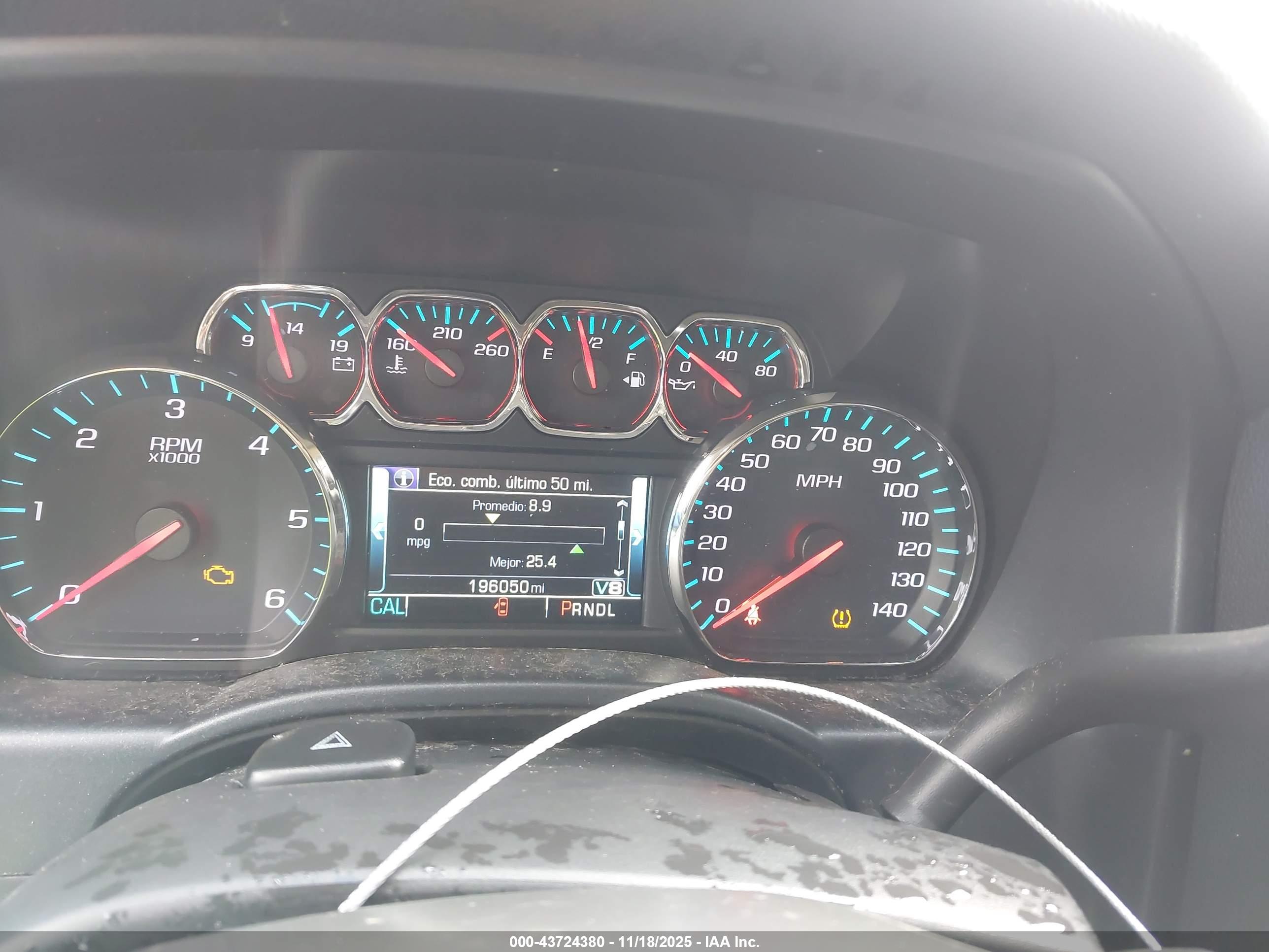 CHEVROLET SILVERADO image 7