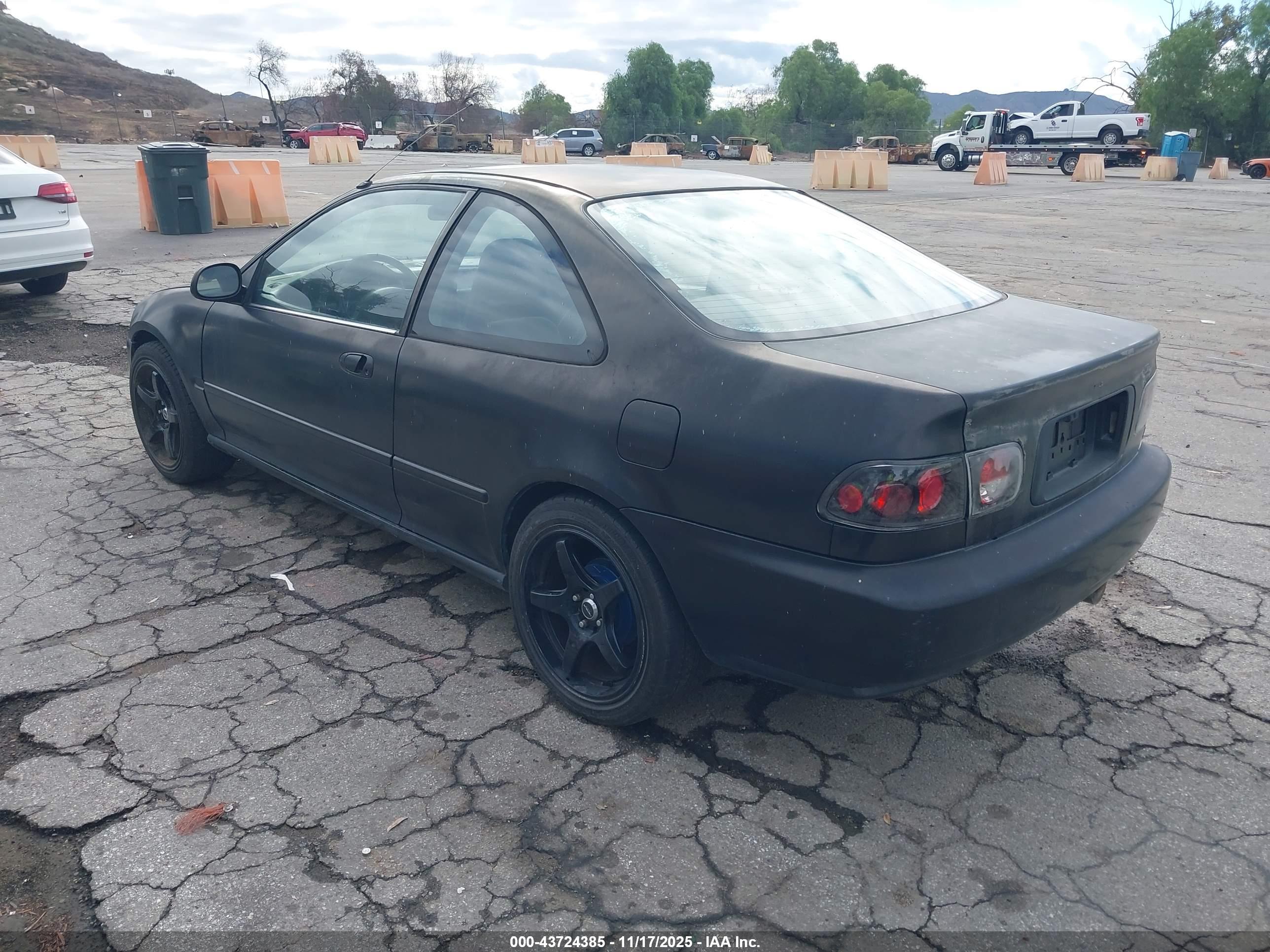 HONDA CIVIC image 3