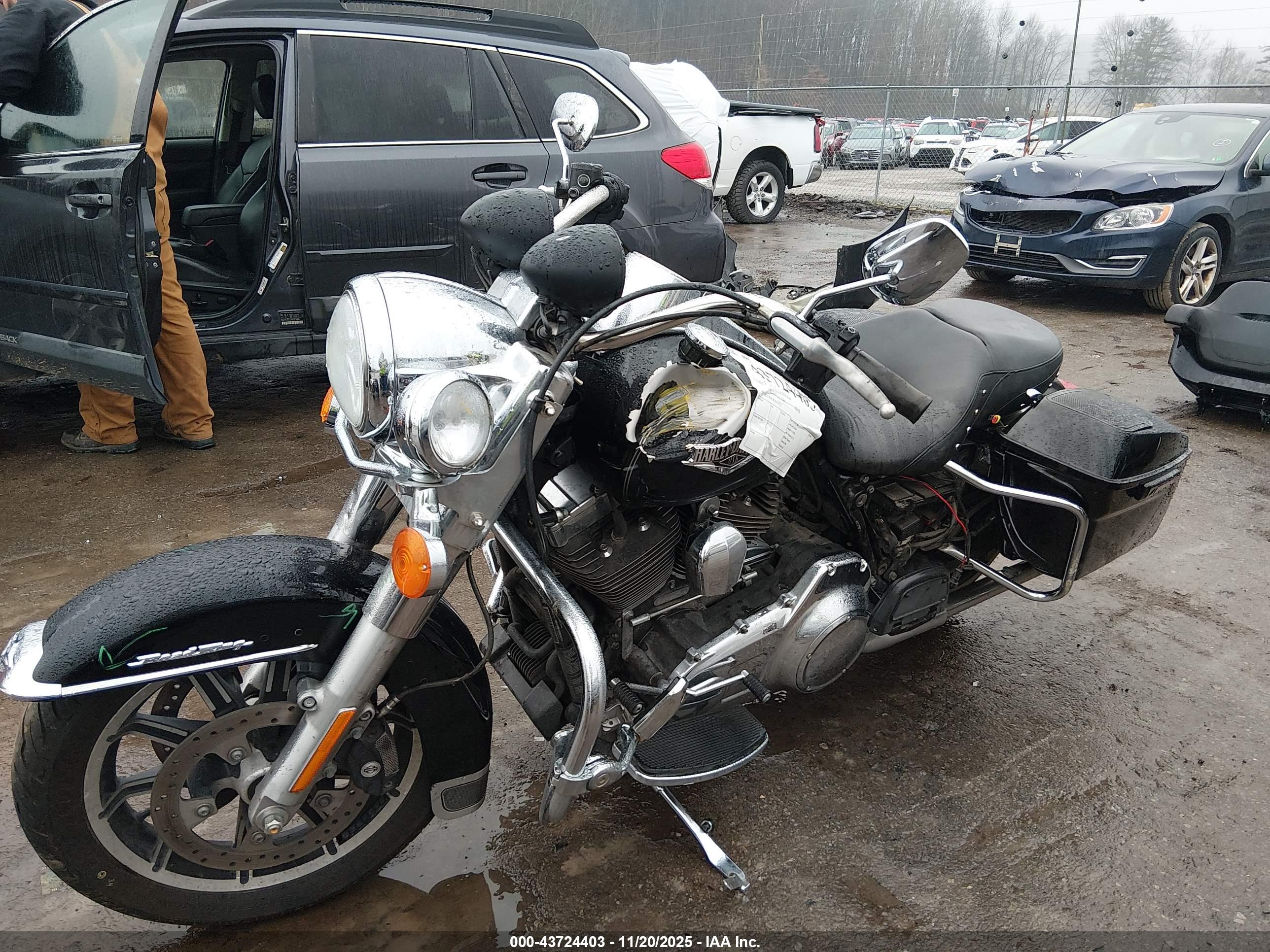 HARLEY-DAVIDSON FLHR image 2