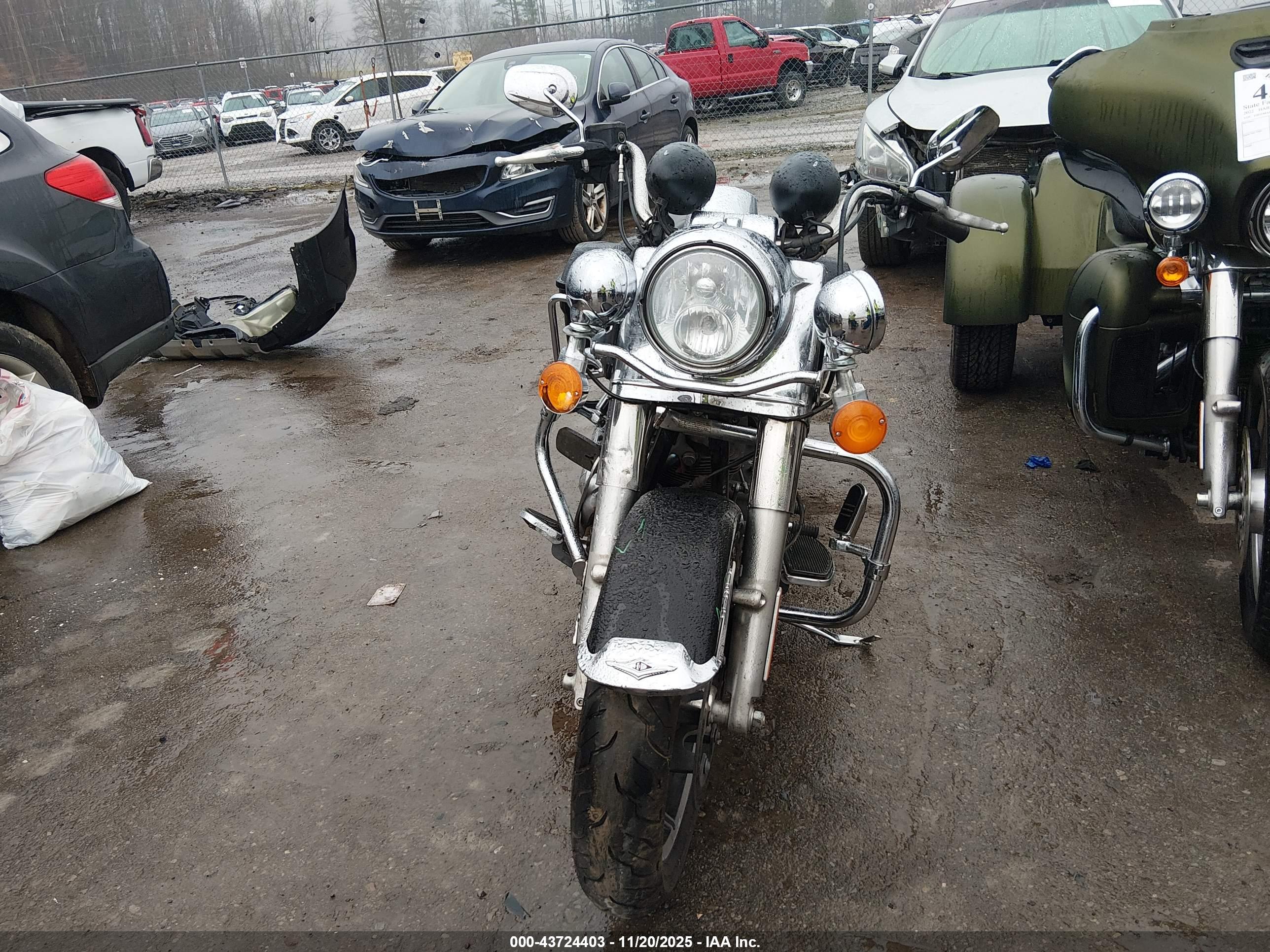 HARLEY-DAVIDSON FLHR image 5