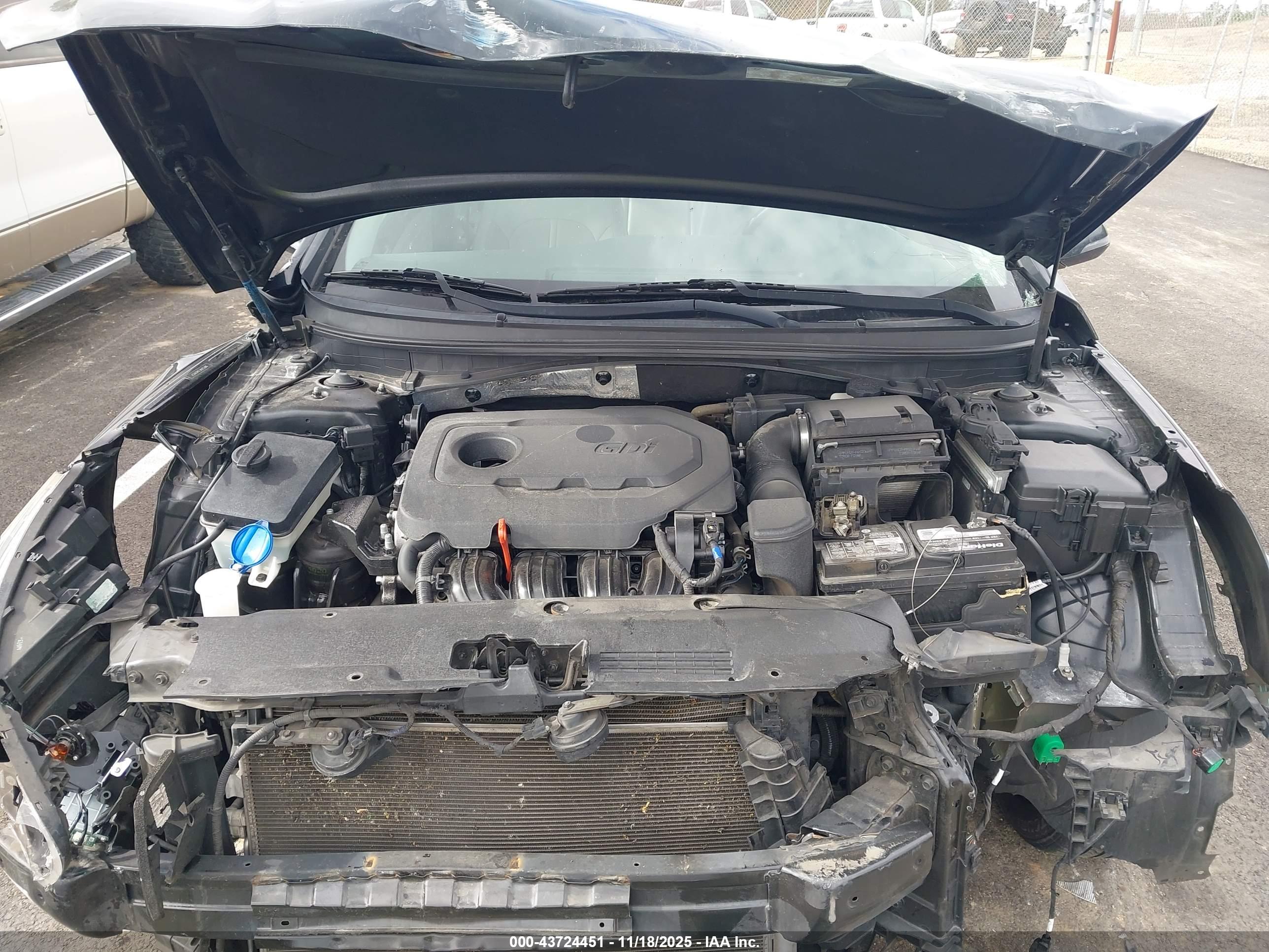 HYUNDAI SONATA image 10