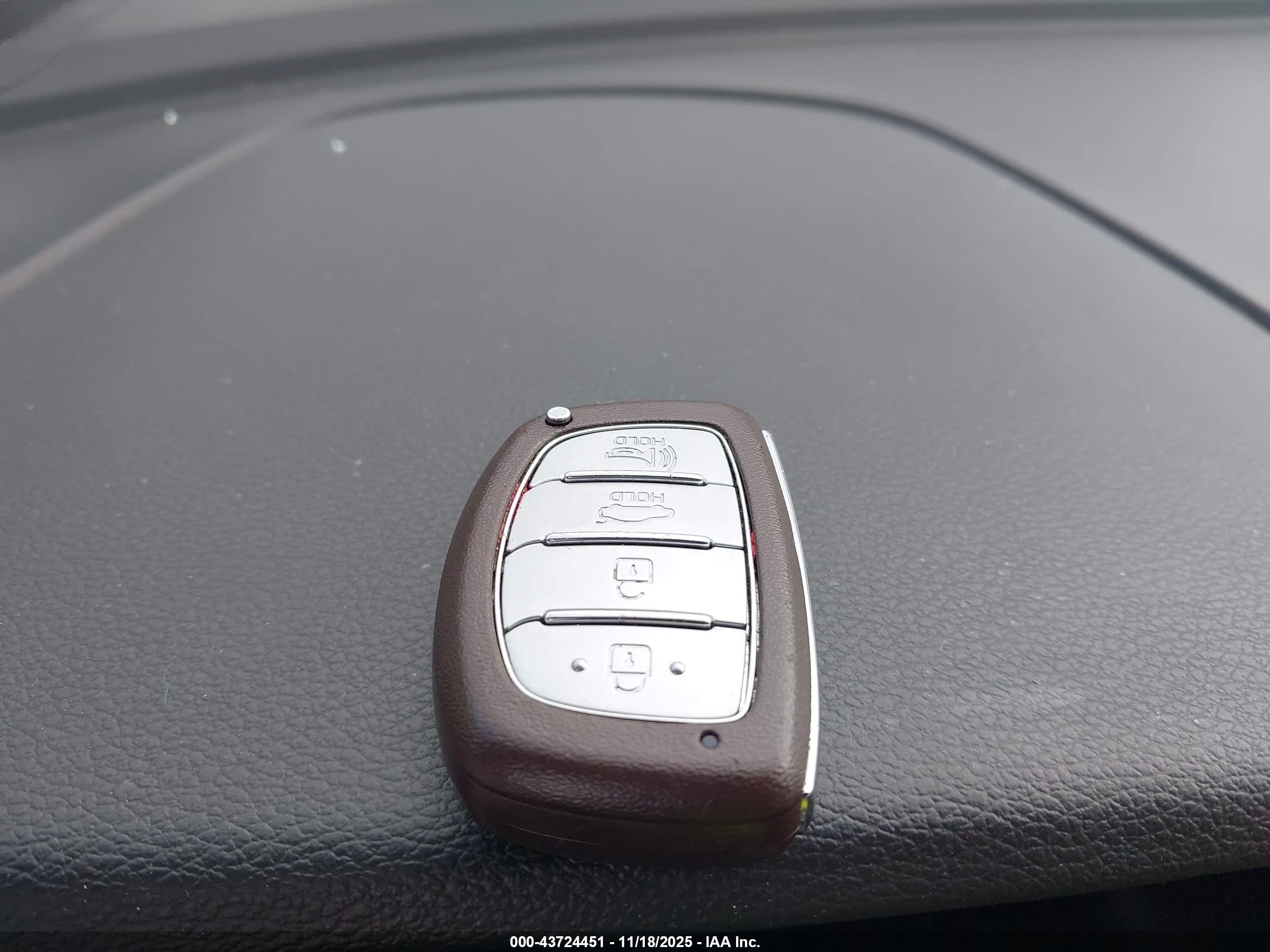 HYUNDAI SONATA image 11