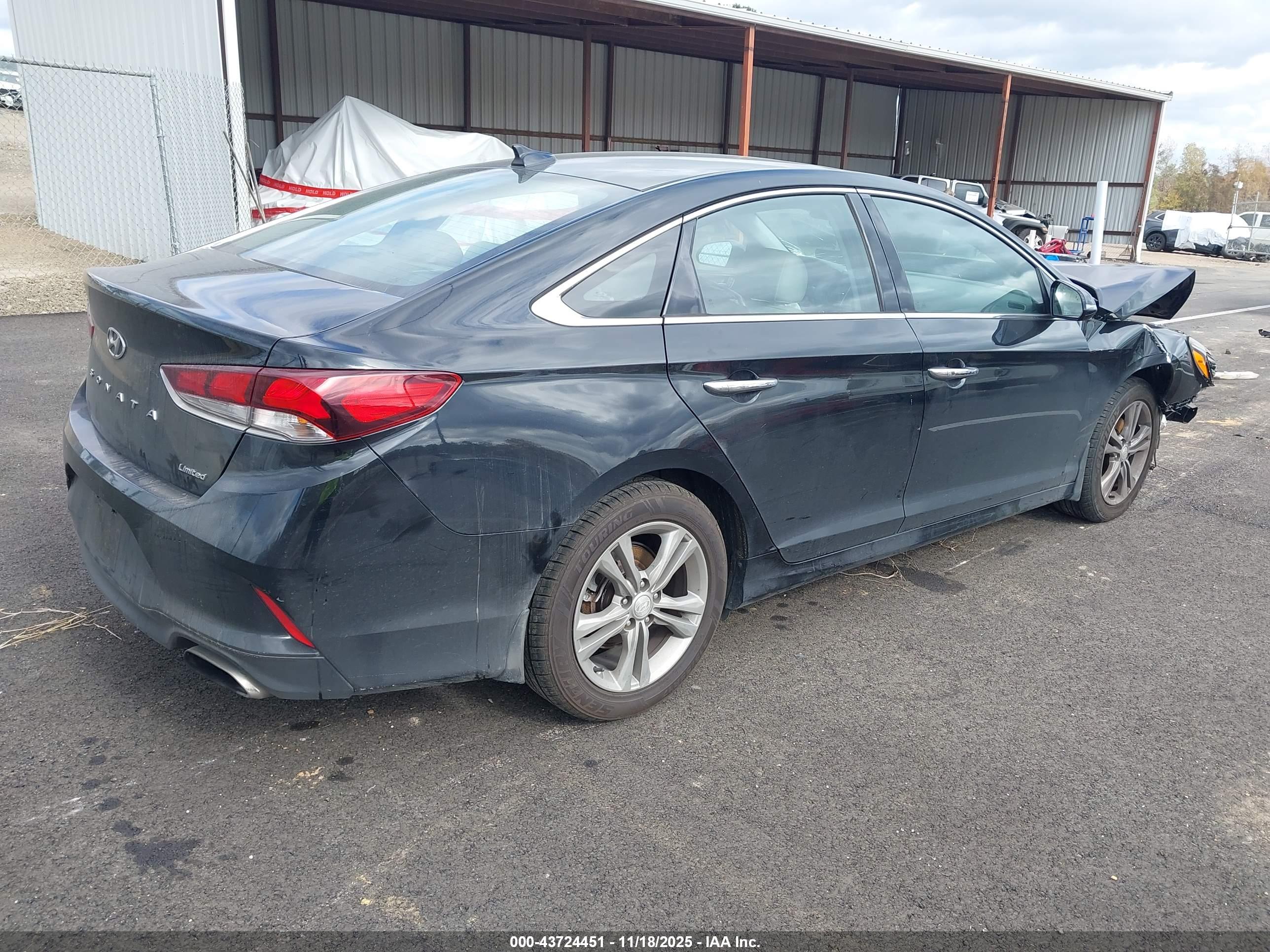 HYUNDAI SONATA image 4