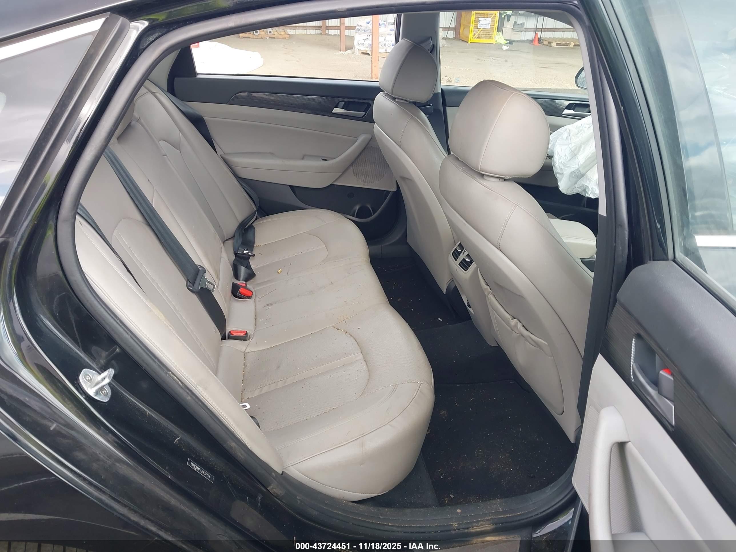 HYUNDAI SONATA image 8