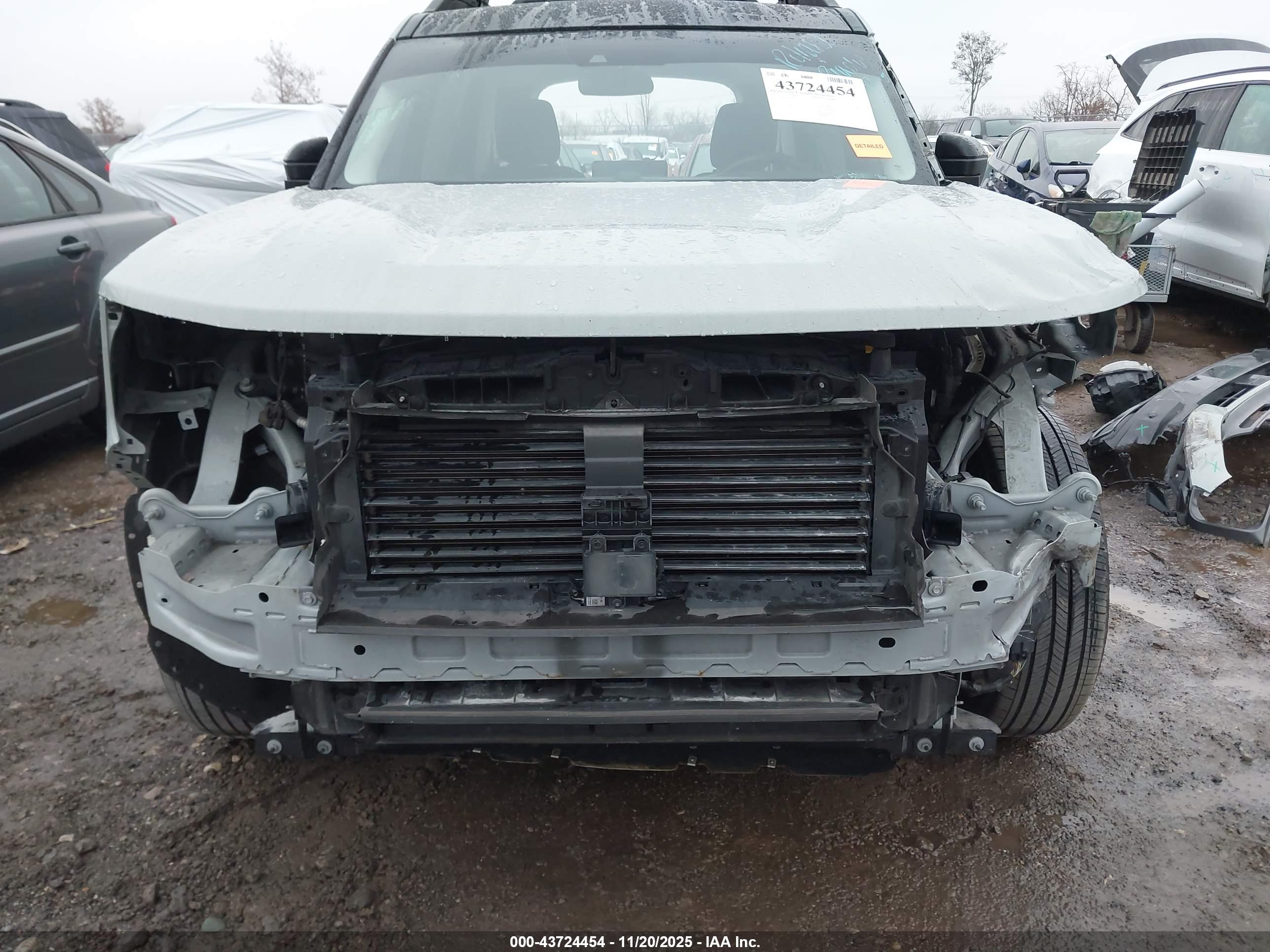 FORD BRONCO image 6