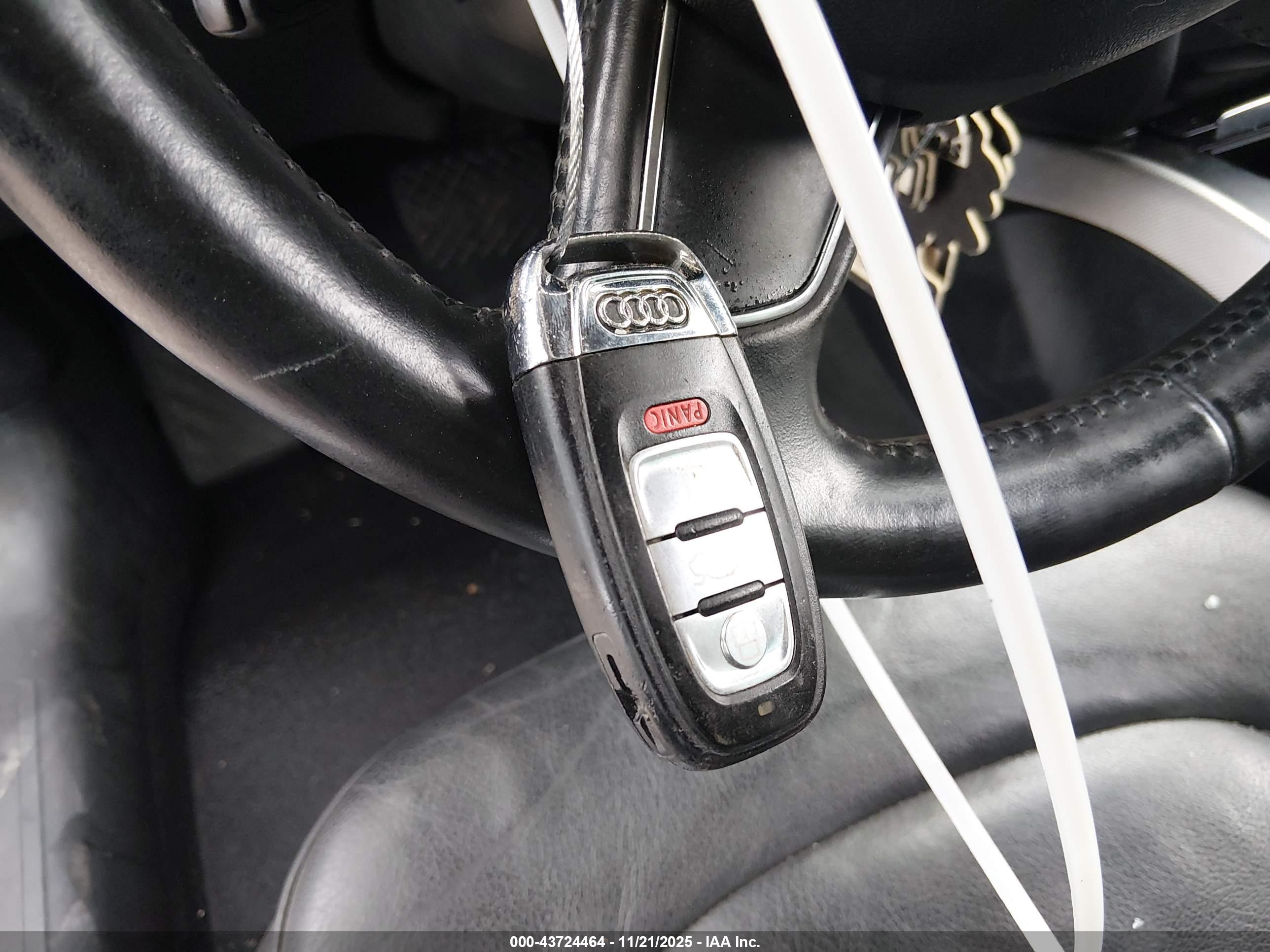 AUDI A4 image 11