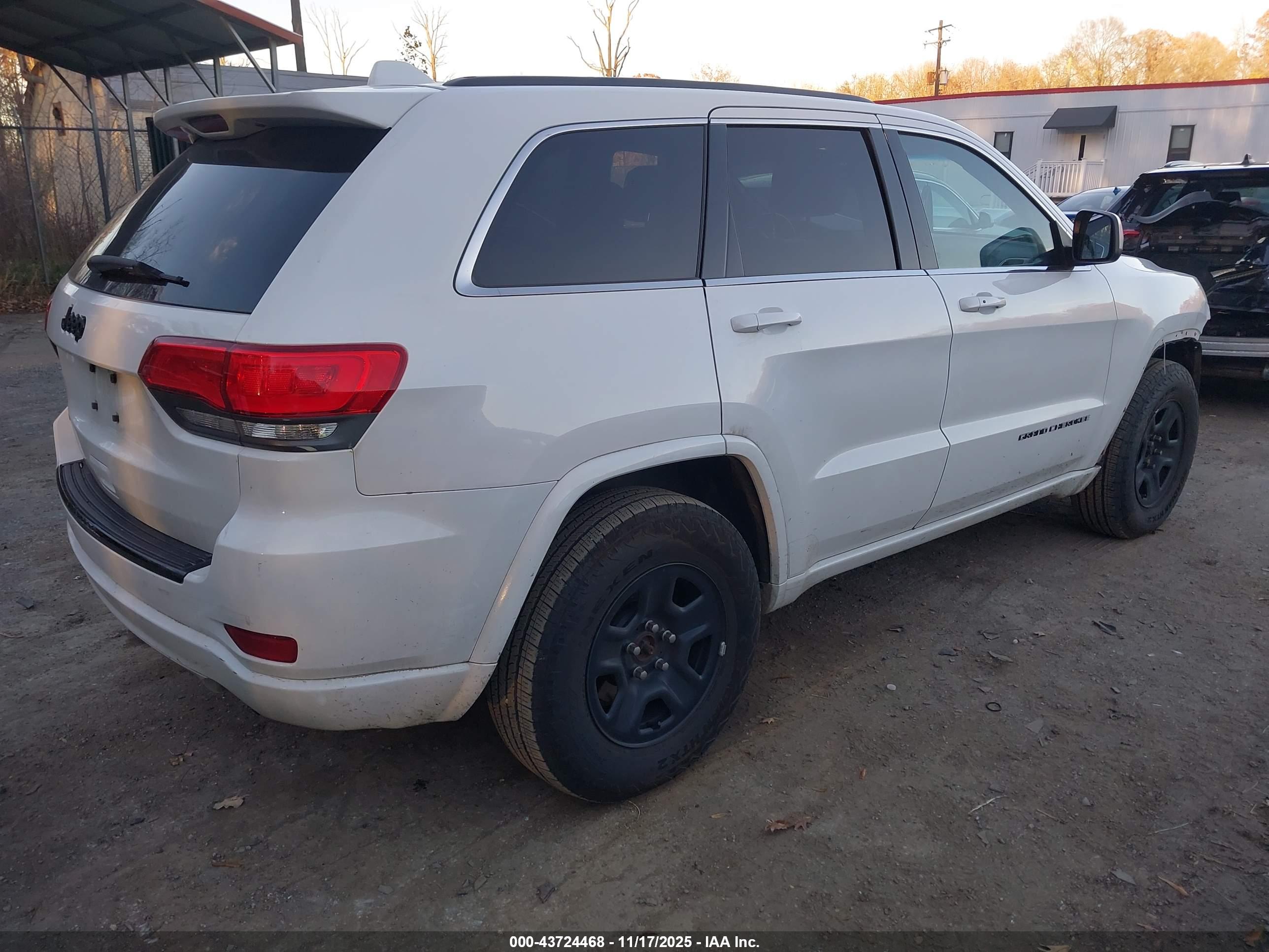 JEEP GRAND image 4