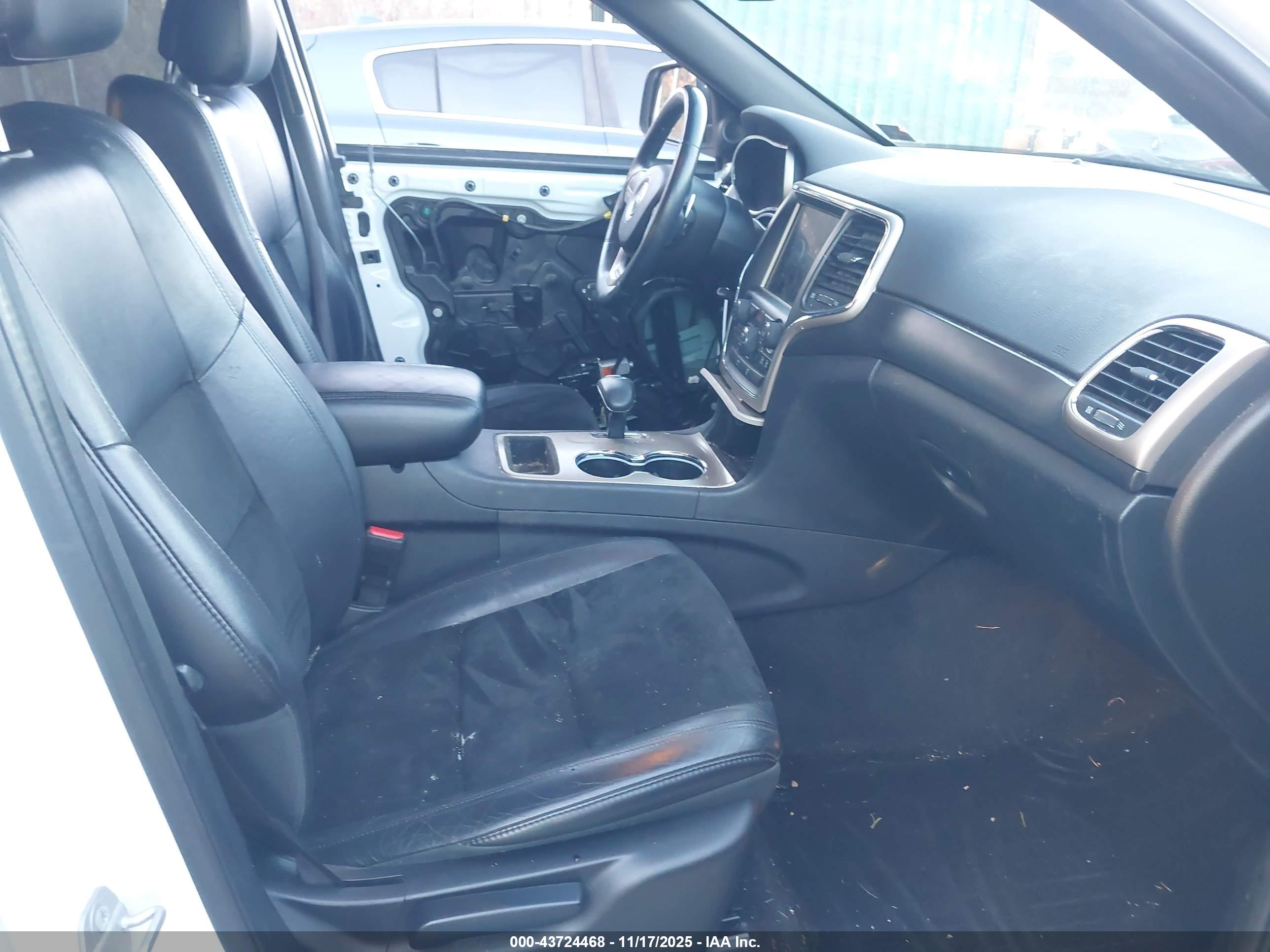 JEEP GRAND image 5
