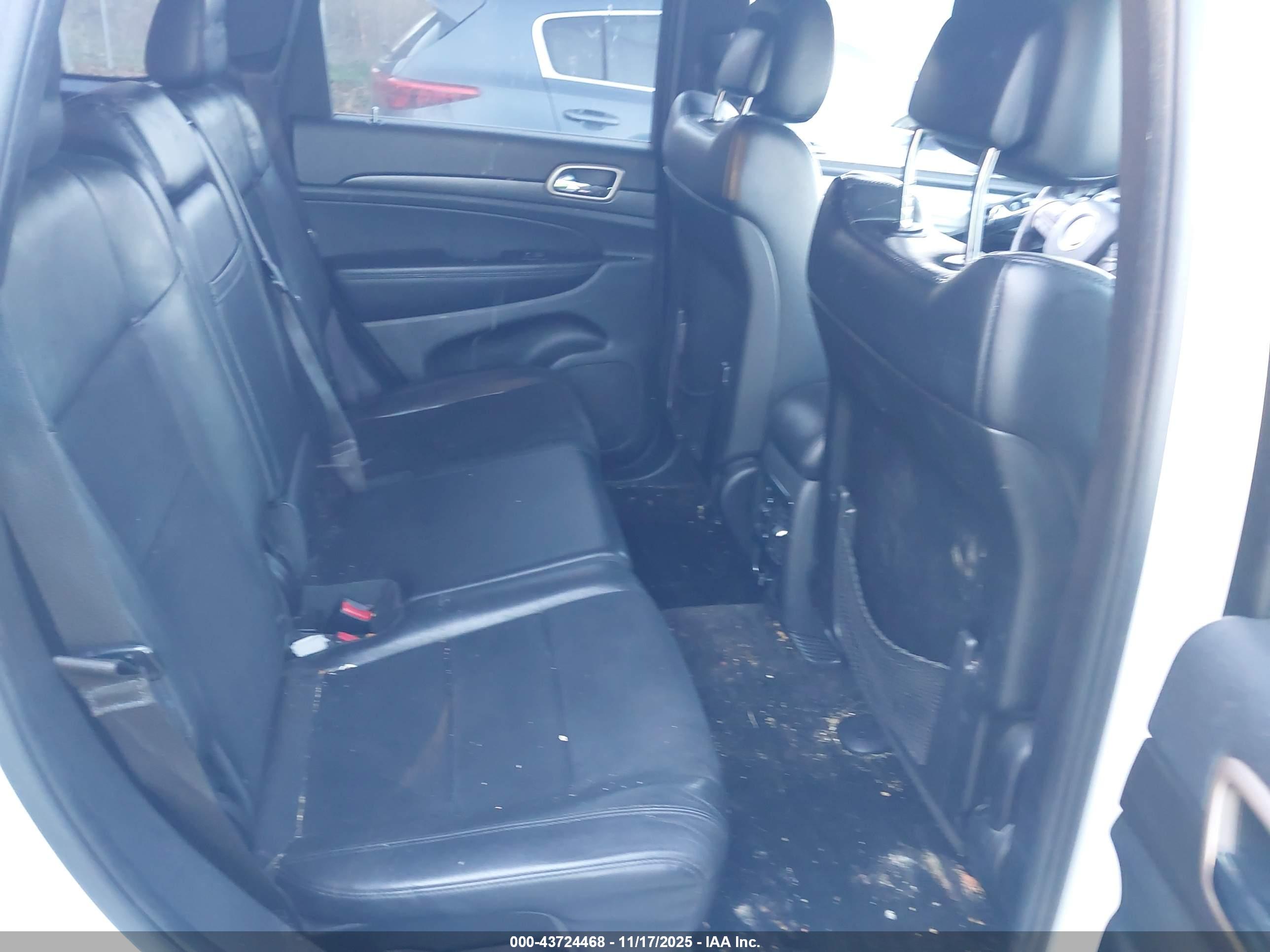 JEEP GRAND image 8