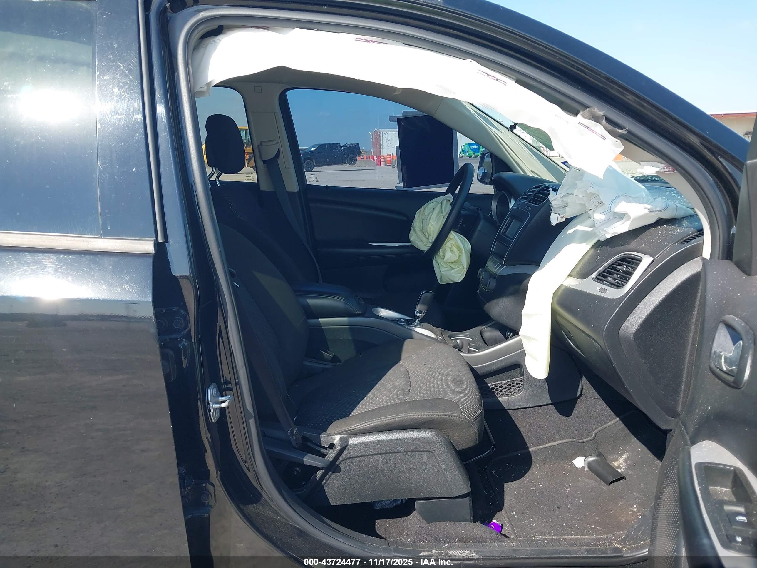 DODGE JOURNEY image 5