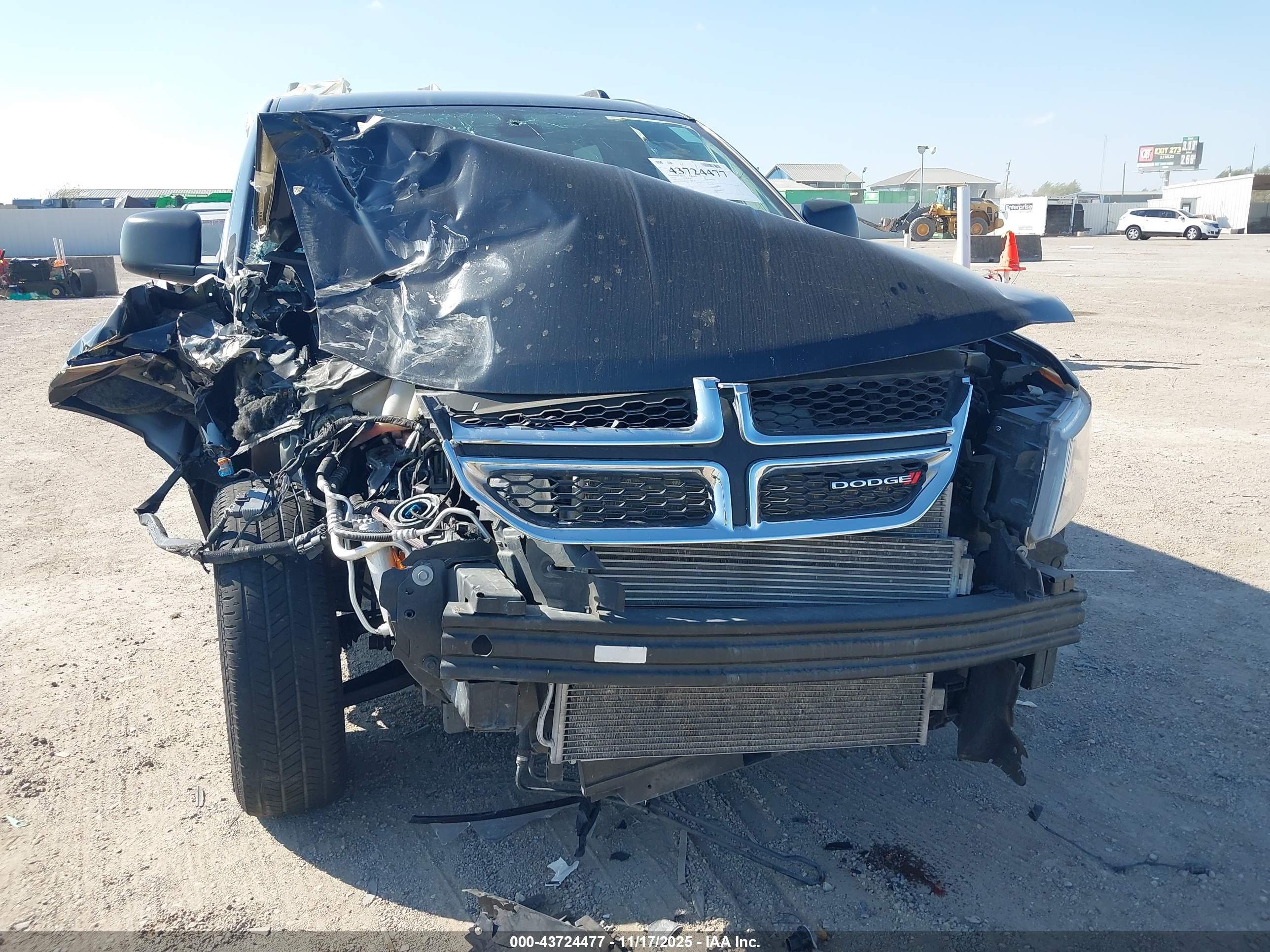 DODGE JOURNEY image 6