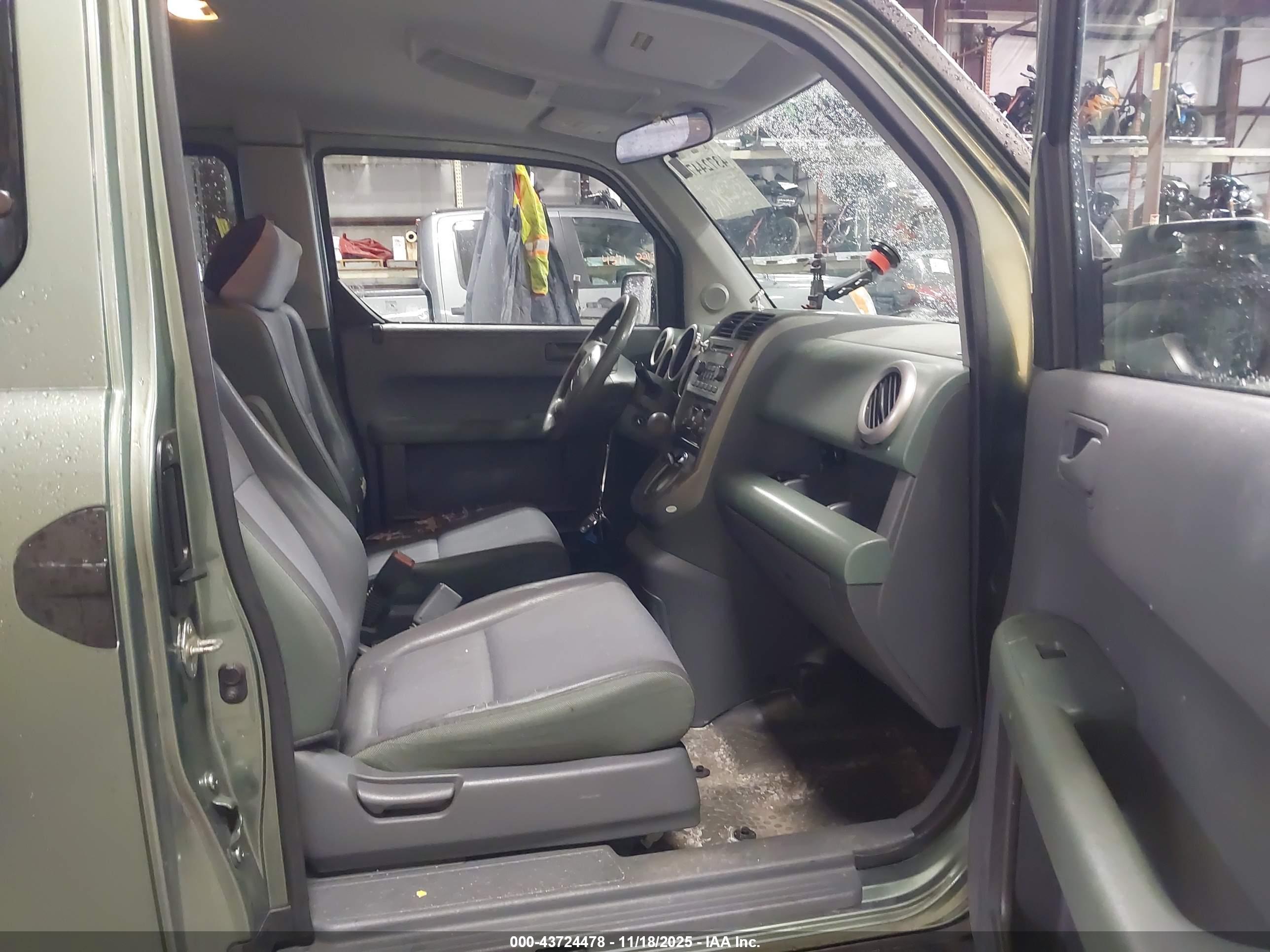 HONDA ELEMENT image 5