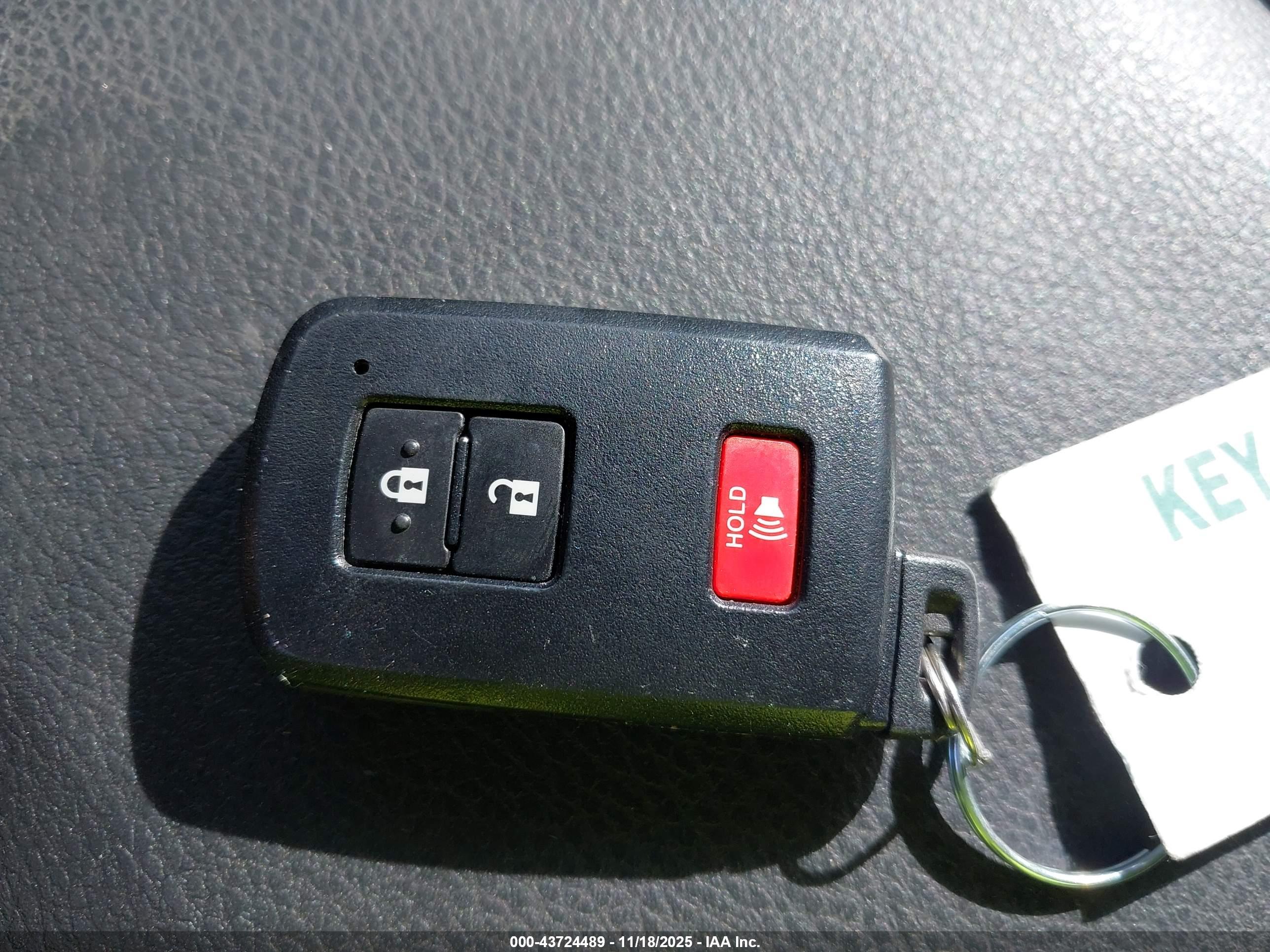 TOYOTA TACOMA image 11